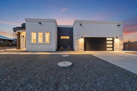 Photo of 1401 Villa Place SE, Rio Rancho, NM 87124 (MLS # 1096784)