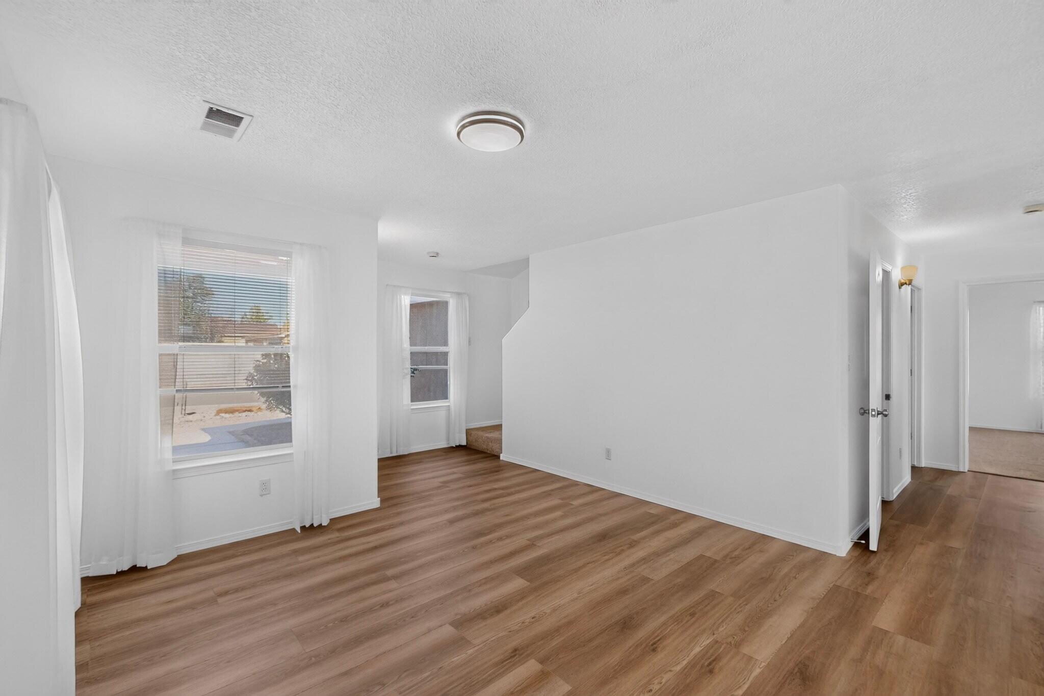 6113 Wildflower Pass NE