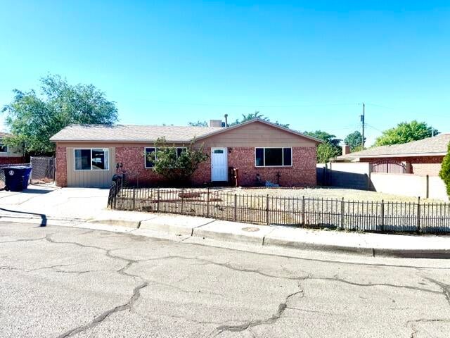 11916 Euclid Court NE