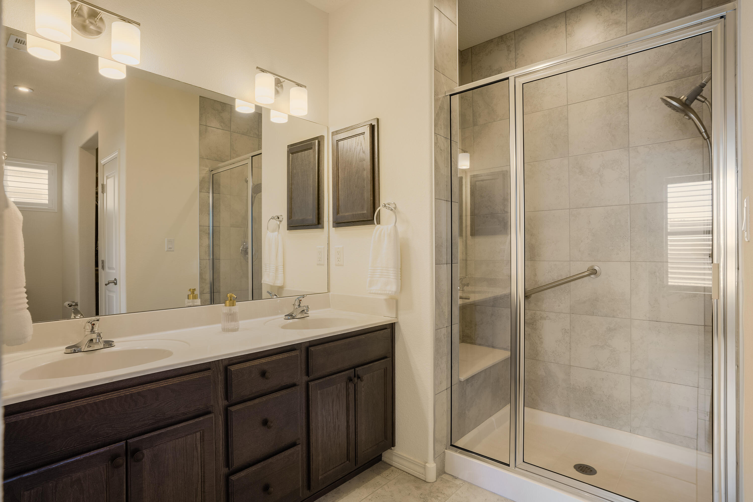 590 Rio Chama Circle, Los Lunas, New Mexico image 13