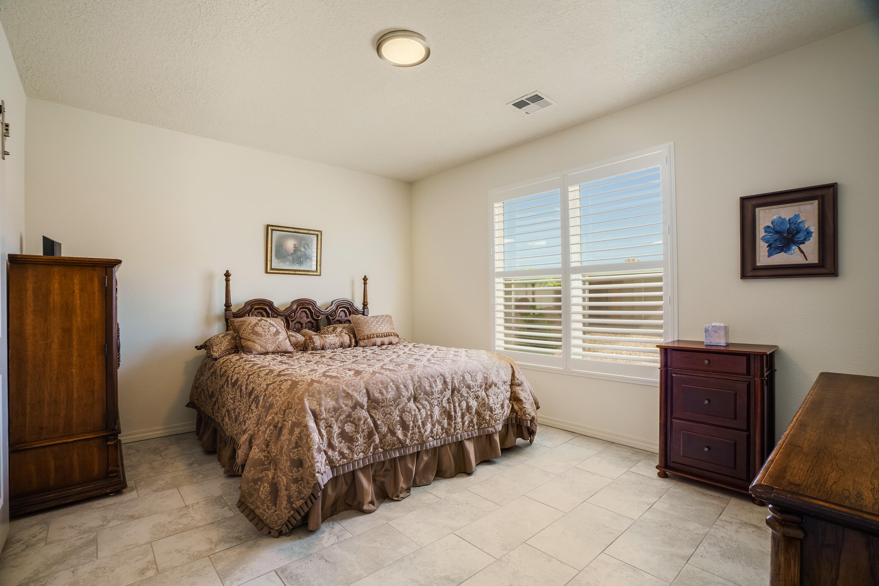 590 Rio Chama Circle, Los Lunas, New Mexico image 12