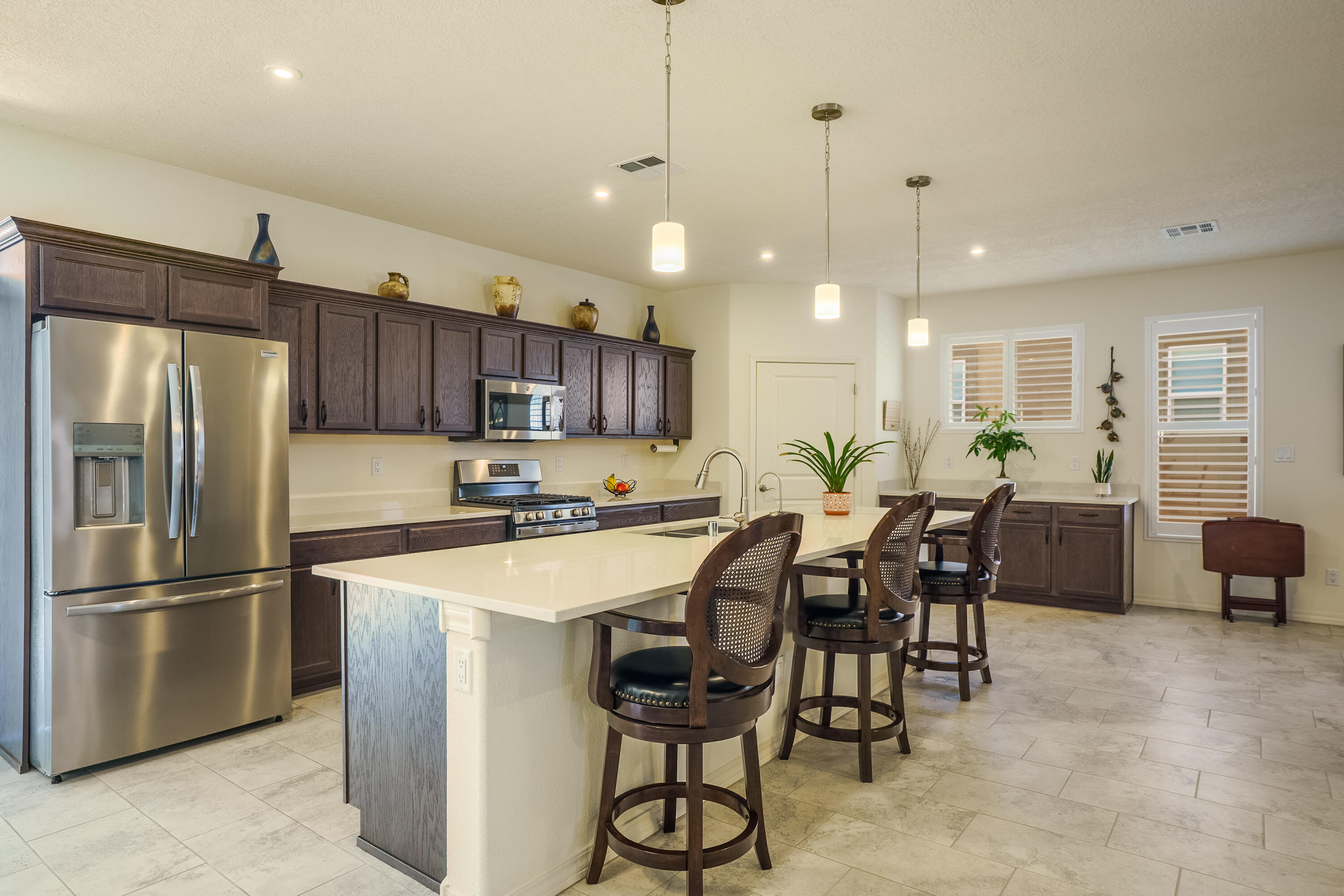 590 Rio Chama Circle, Los Lunas, New Mexico image 7