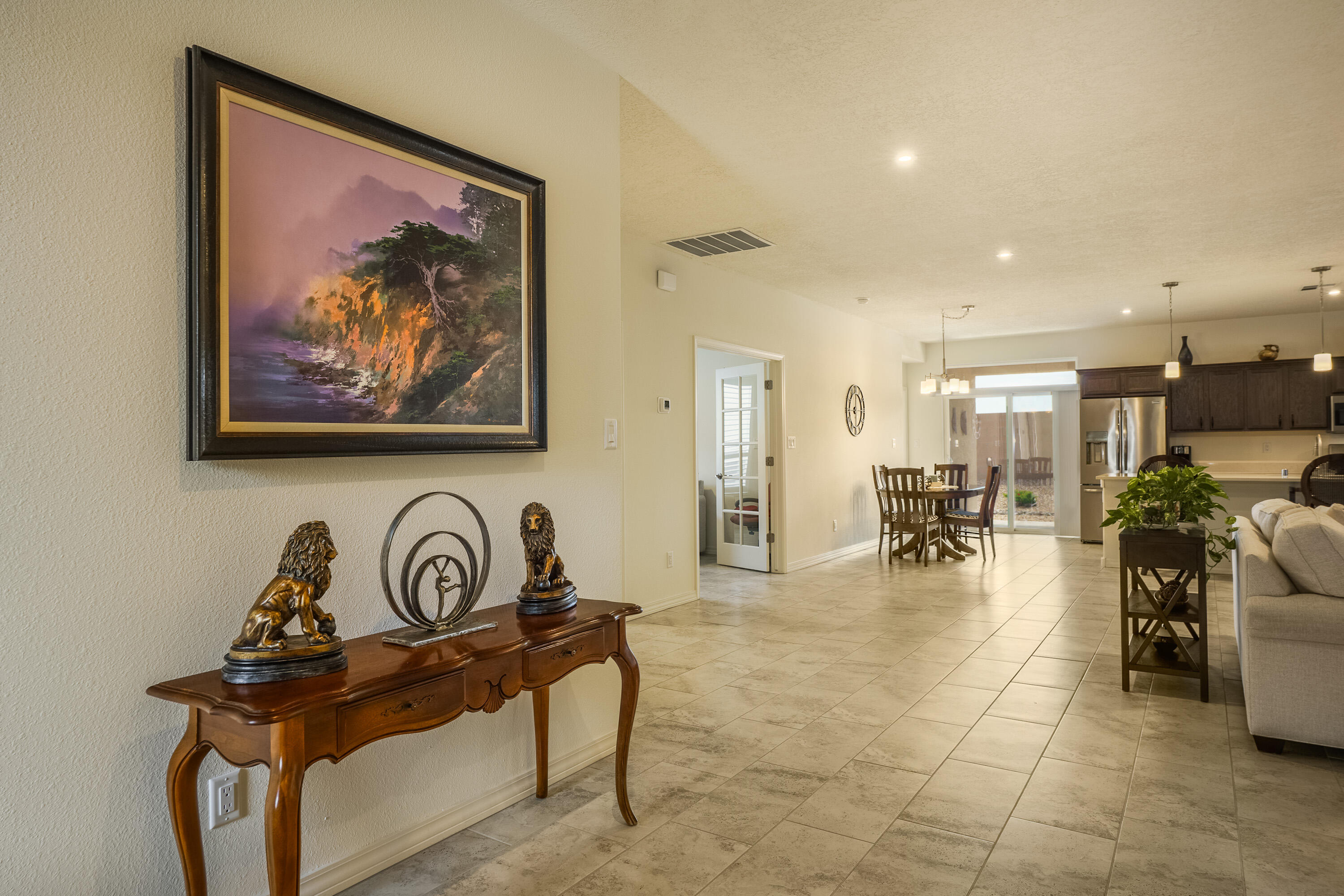 590 Rio Chama Circle, Los Lunas, New Mexico image 3