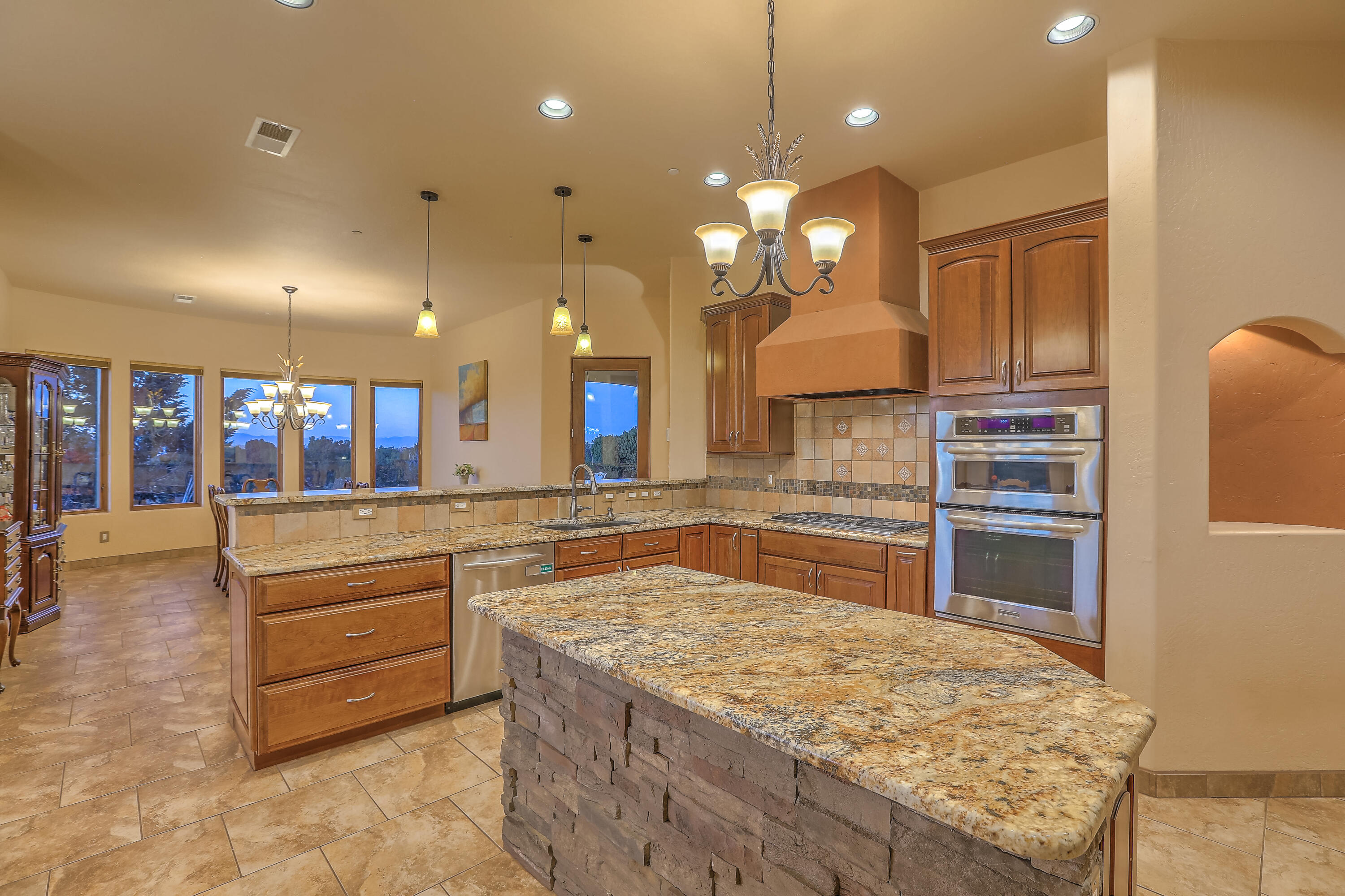 255 Diamond Tail Road, Placitas, New Mexico image 12