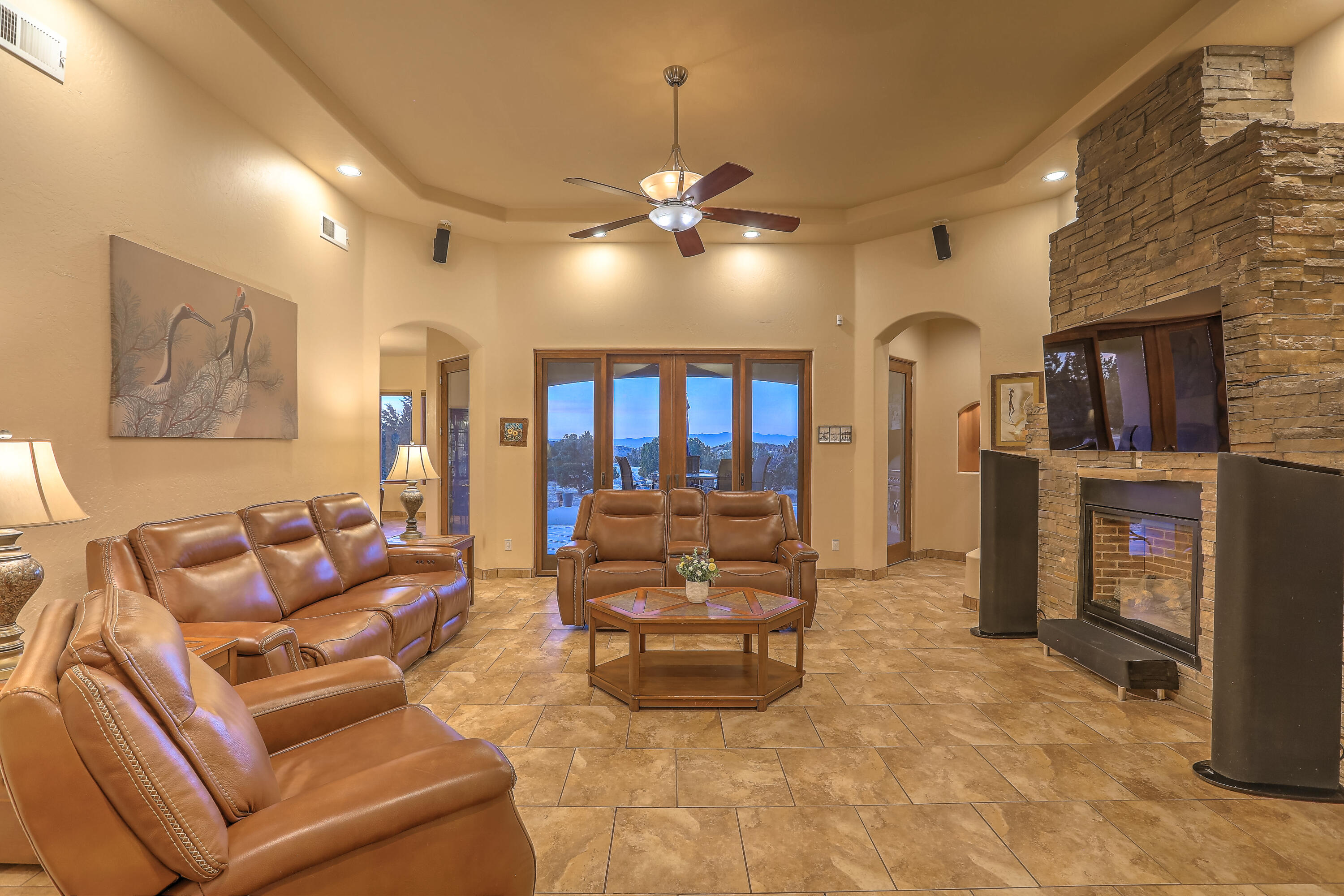 255 Diamond Tail Road, Placitas, New Mexico image 6
