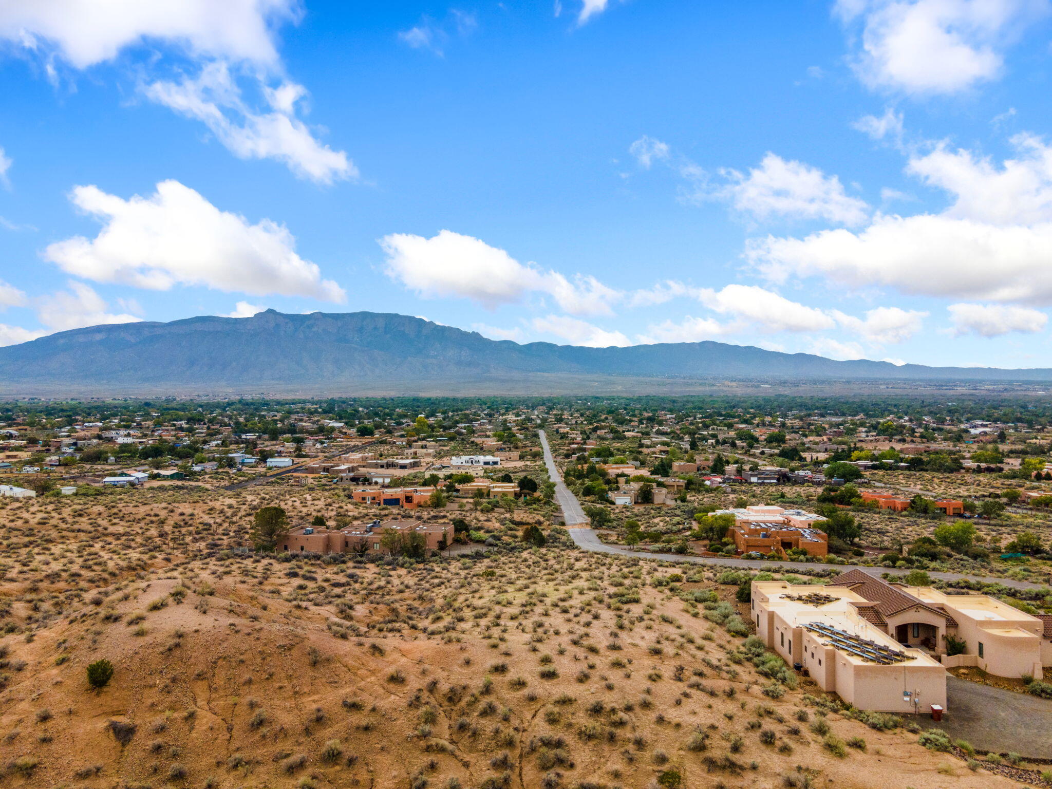 190 Tierra Encantada