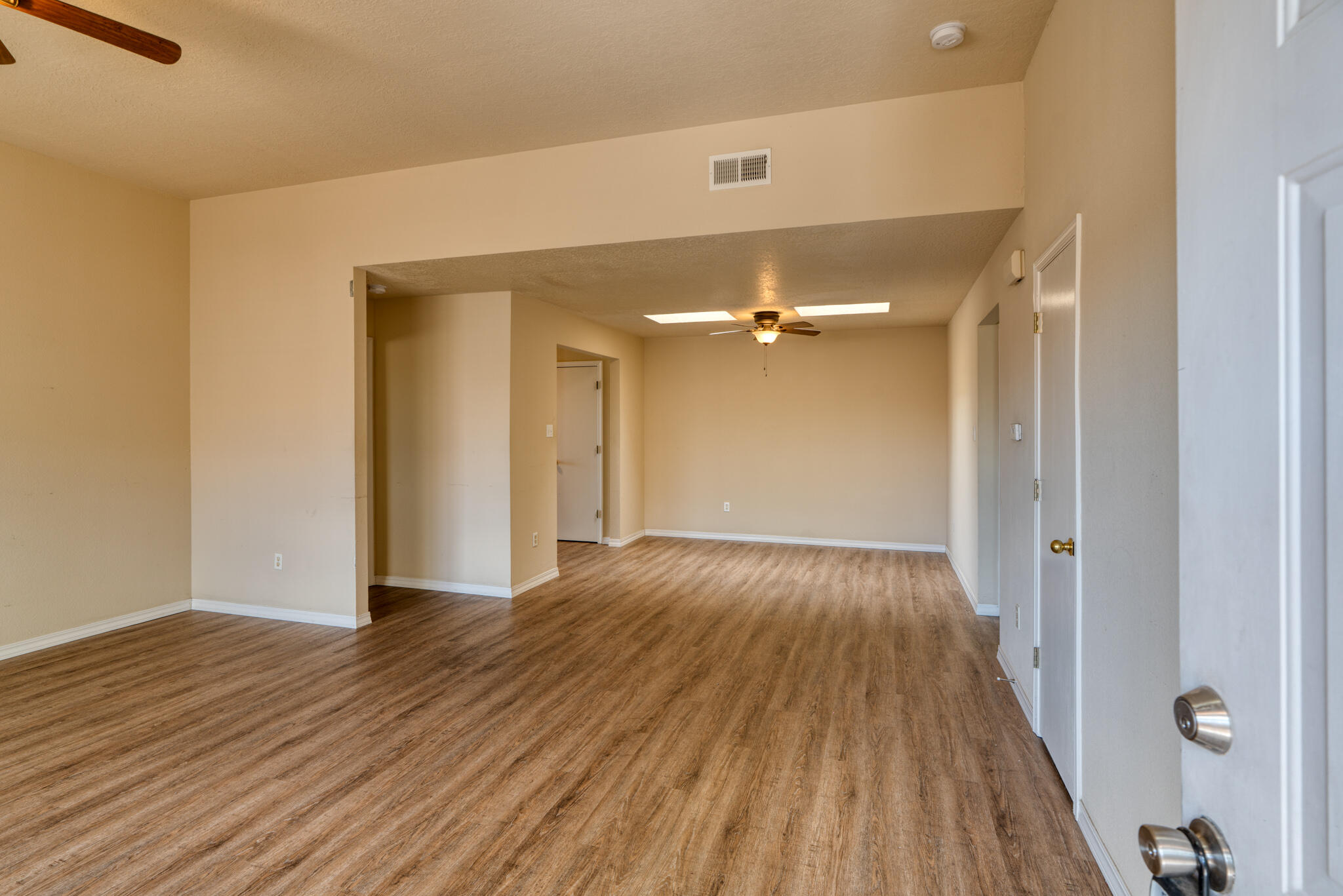 5902 Camino De La Luna, Albuquerque, New Mexico image 5