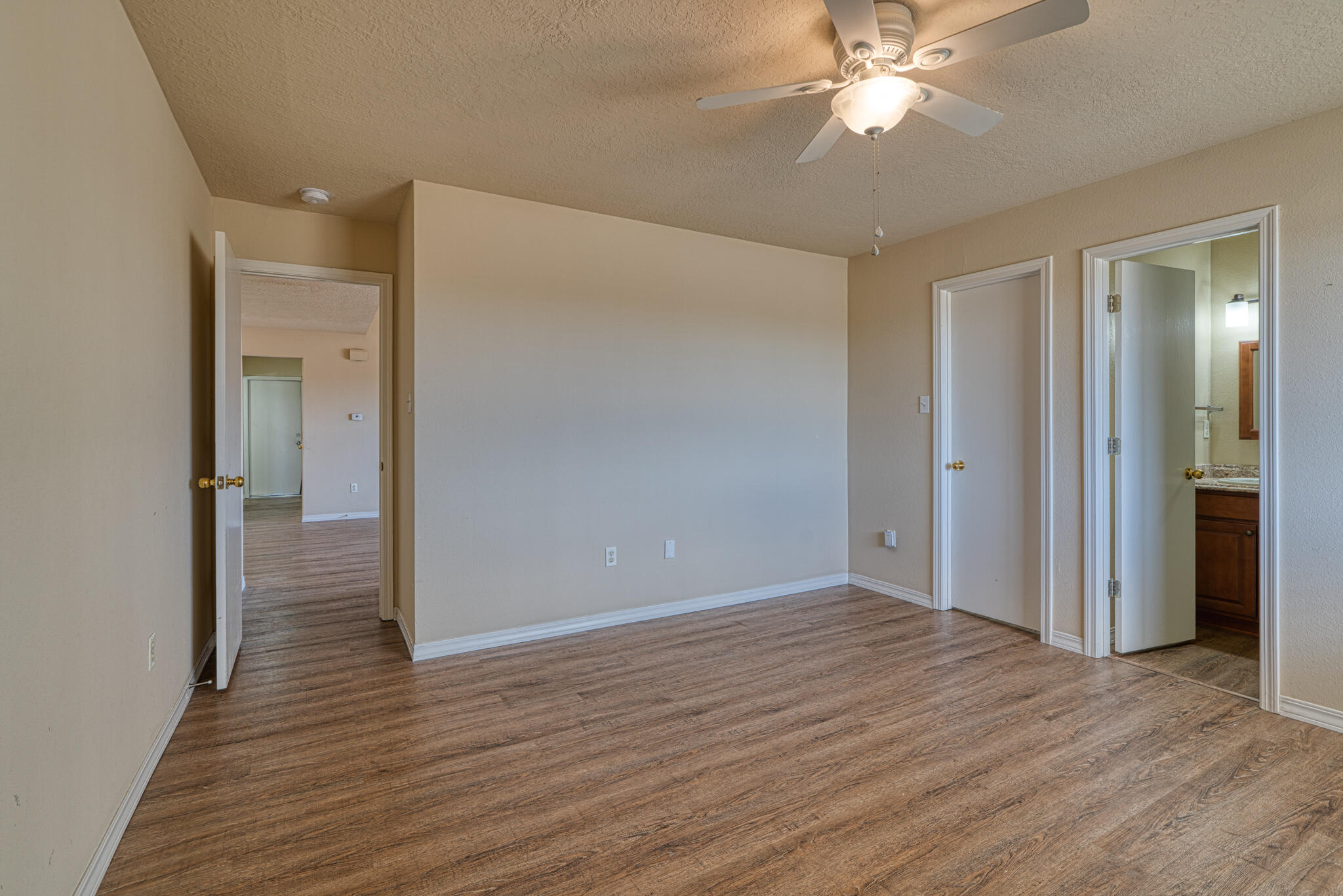 5902 Camino De La Luna, Albuquerque, New Mexico image 19