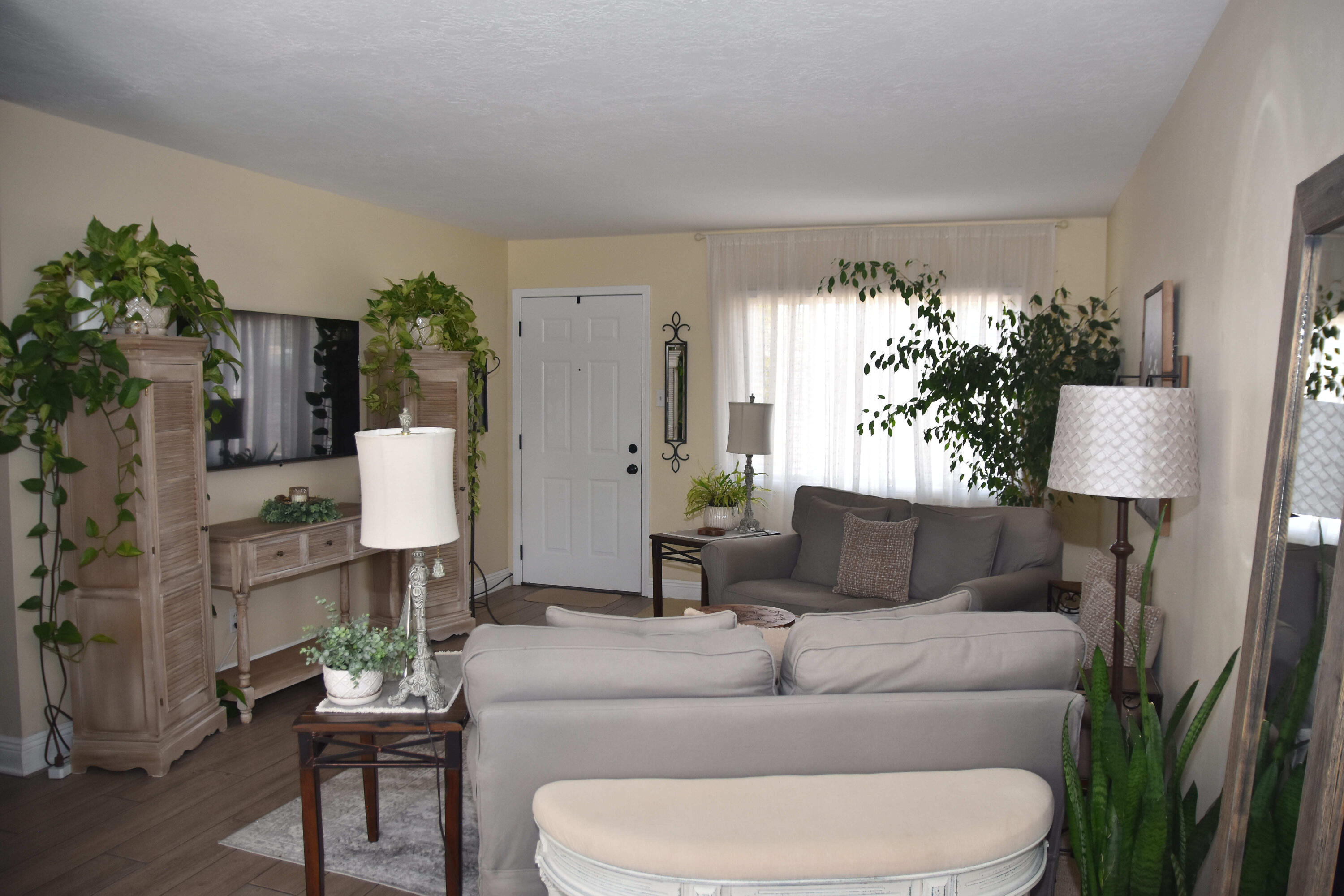 10301 Matthew Avenue NE