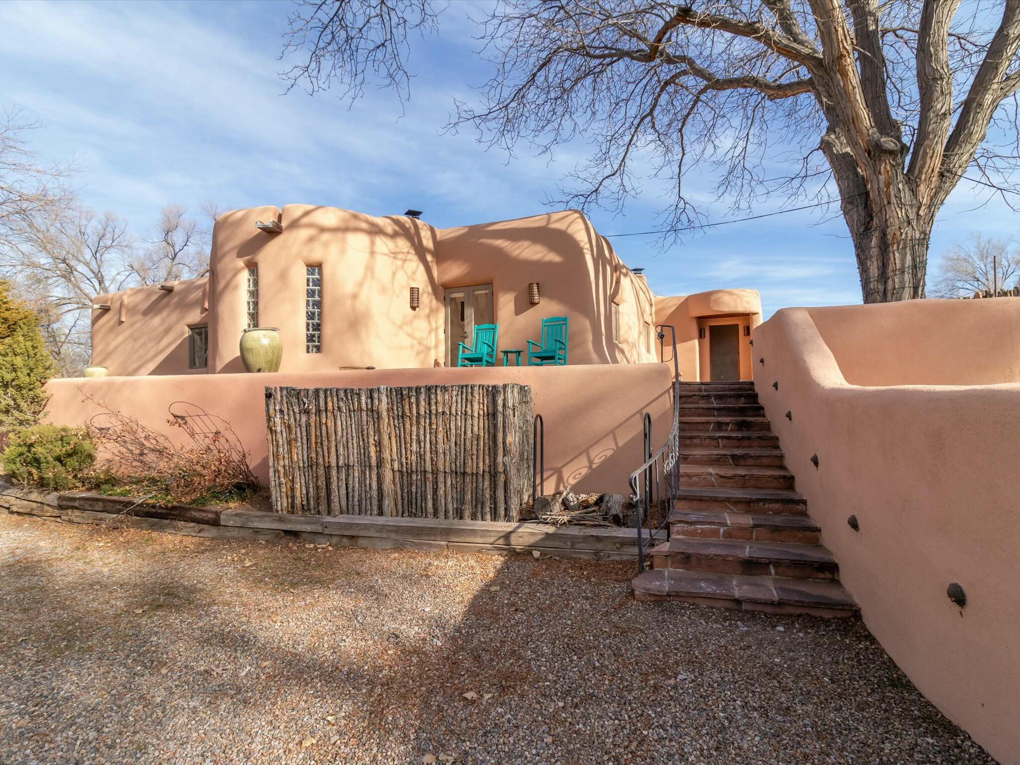 329 County Road 84, Santa Fe, New Mexico image 3