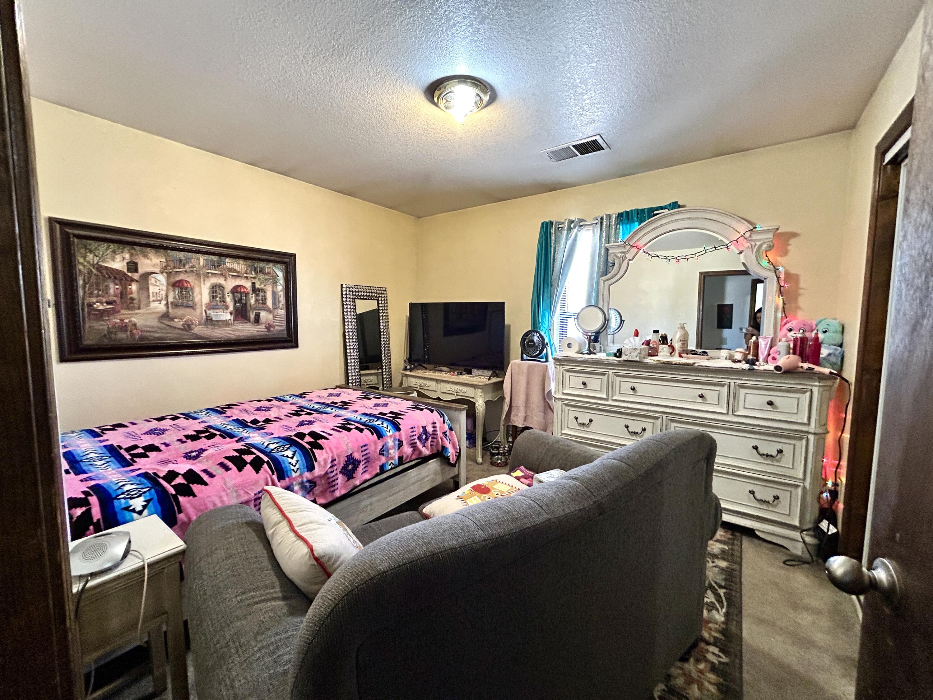 668 Helen Circle, Los Lunas, New Mexico image 11