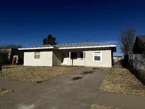 Photo of 1413 E TILDEN Street, Roswell, NM 88203 (MLS # 1095533)