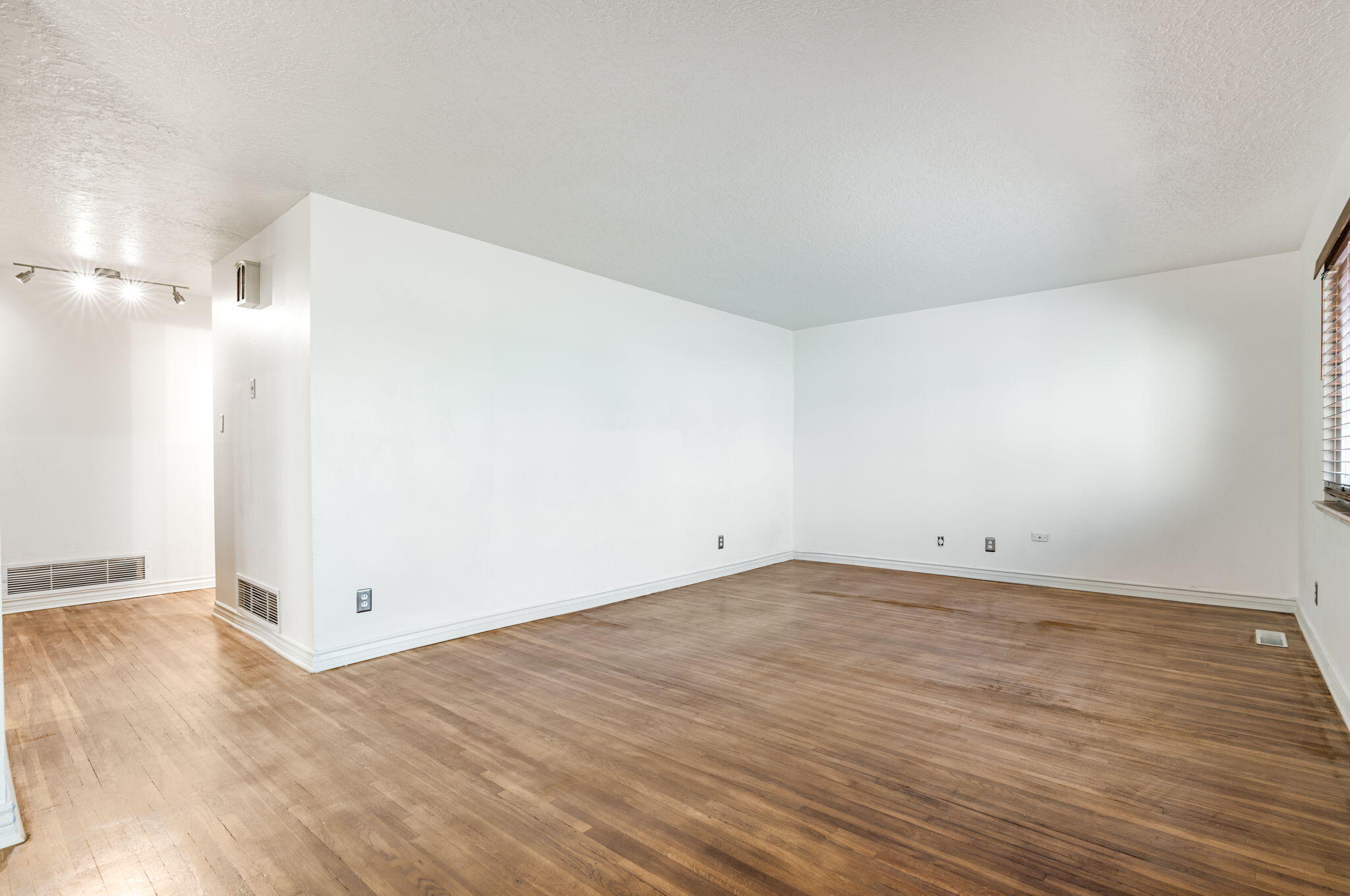 2940 San Joaquin Avenue SE