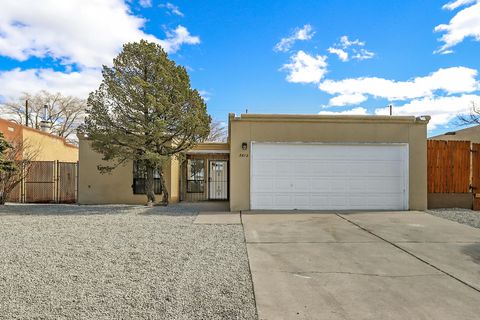 Photo of 3812 Lafayette Drive NE, Albuquerque, NM 87107 (MLS # 1099524)
