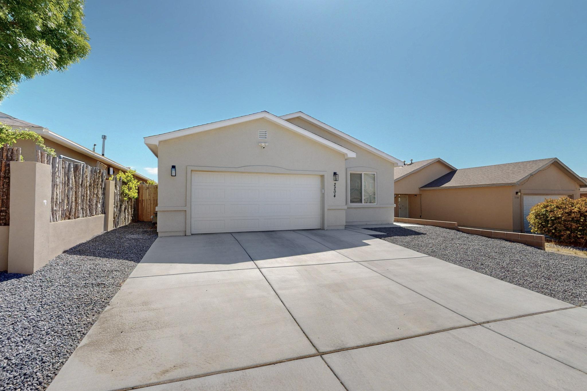 2204 Vinton Street, Albuquerque, New Mexico image 2