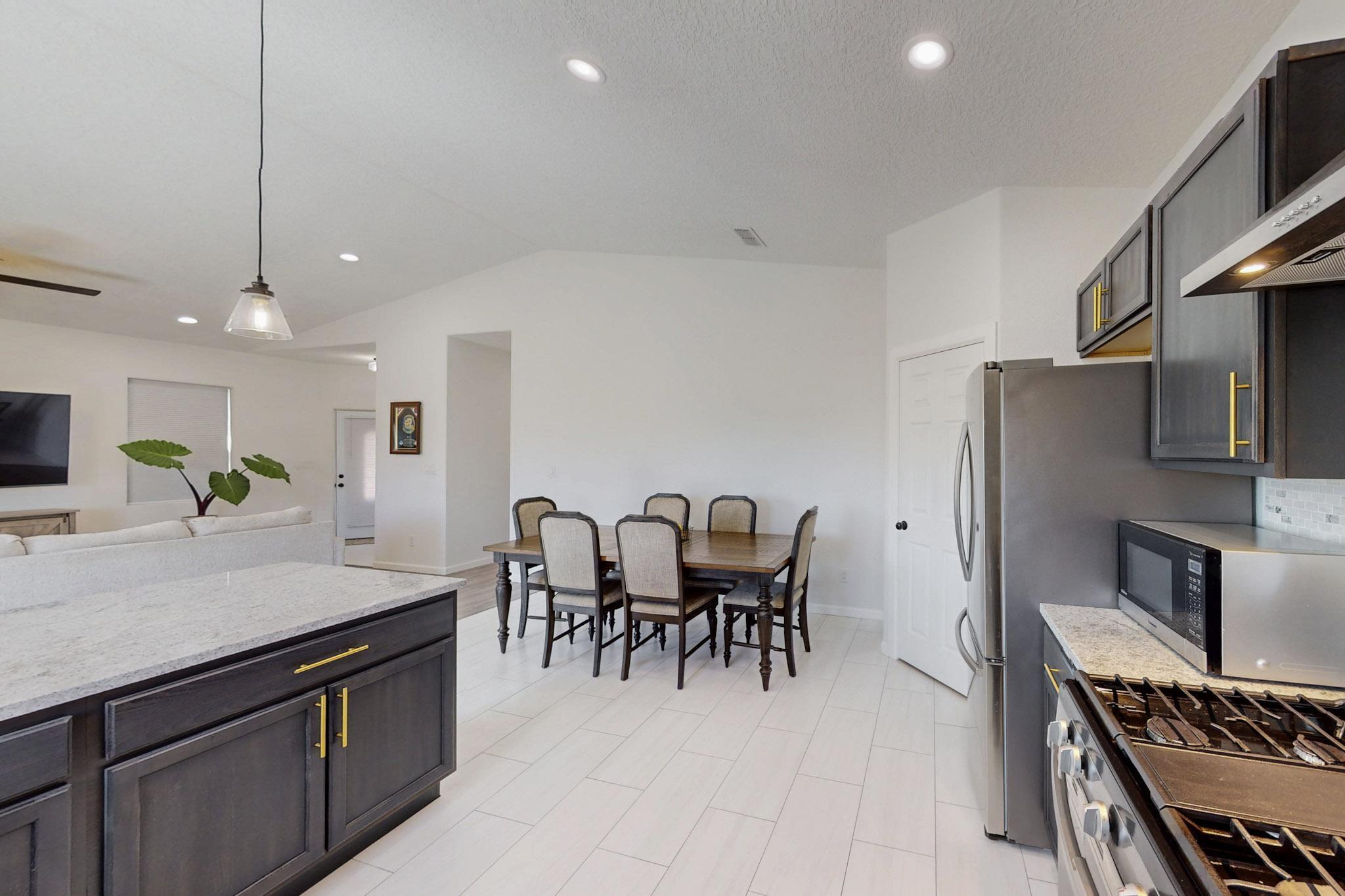 2204 Vinton Street, Albuquerque, New Mexico image 18