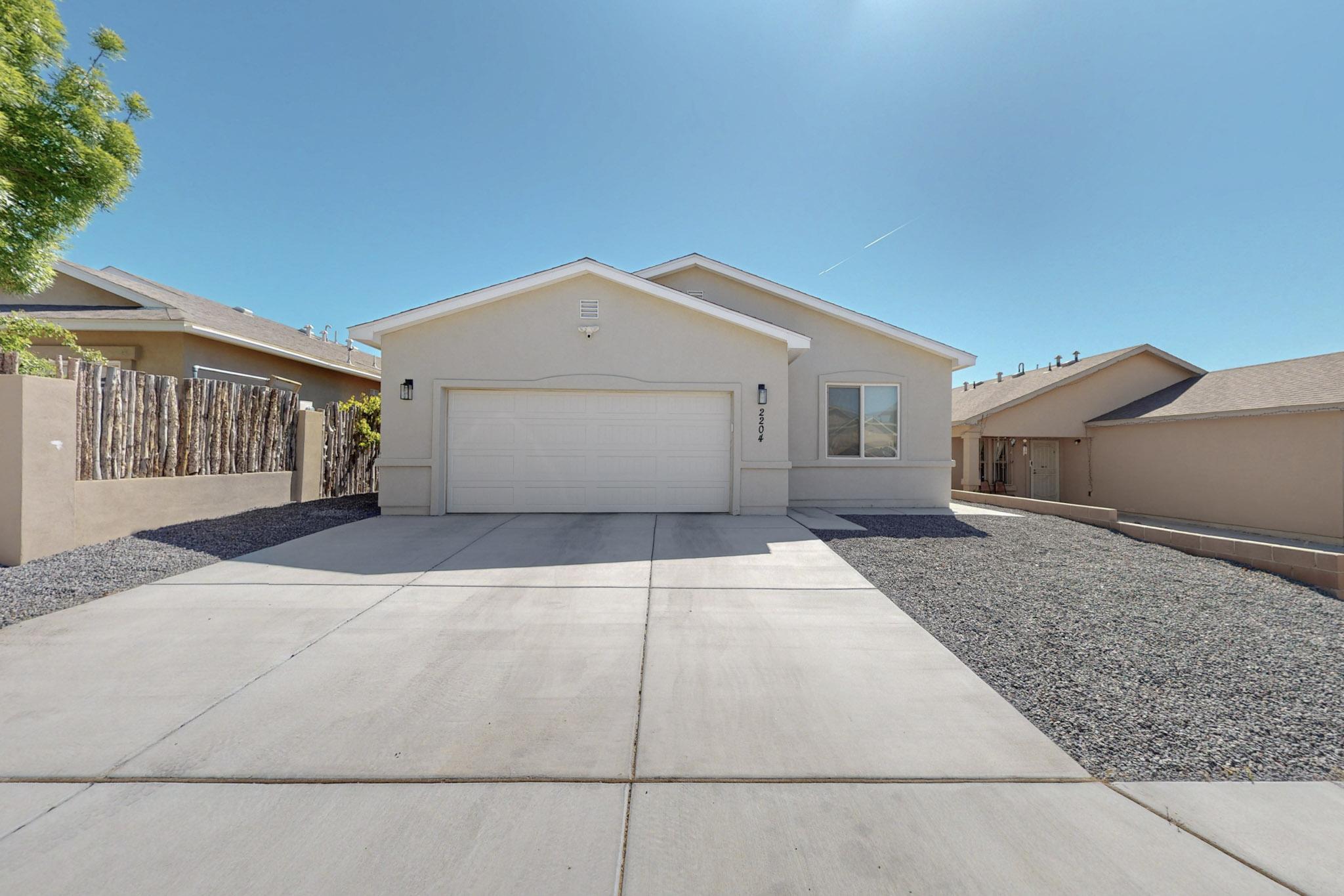2204 Vinton Street, Albuquerque, New Mexico image 1