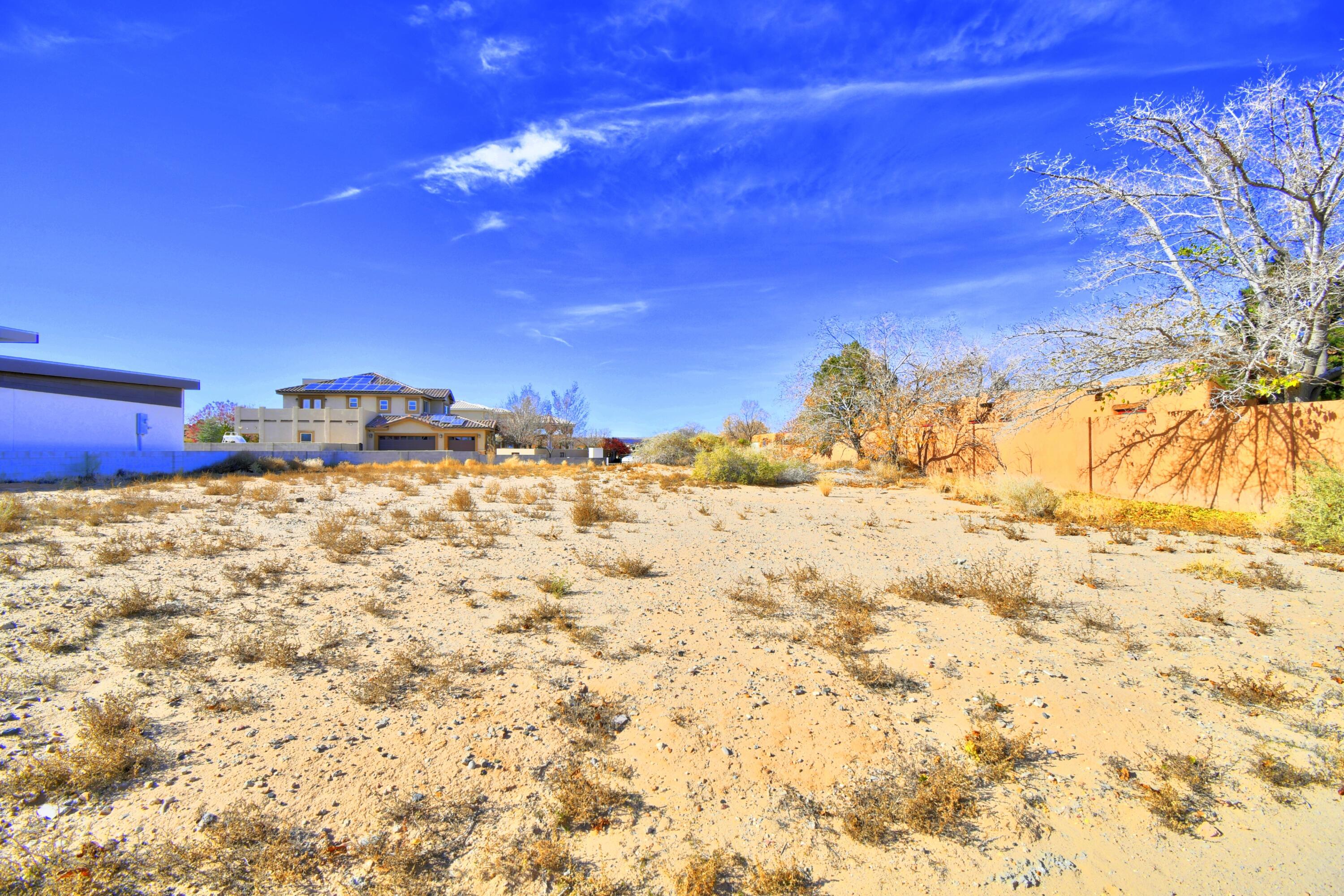 2312 La Vista Court NW