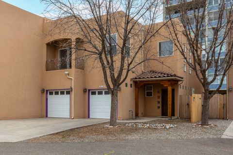512 Alcalde Place SW Albuquerque NM 87104