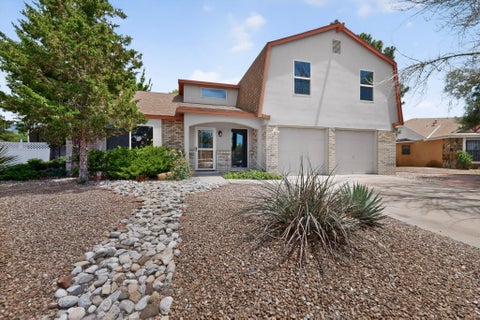 Homes For Sale - 5612 Chelwood Park Boulevard<br/> Bernalillo County, Albuquerque, NM 87111