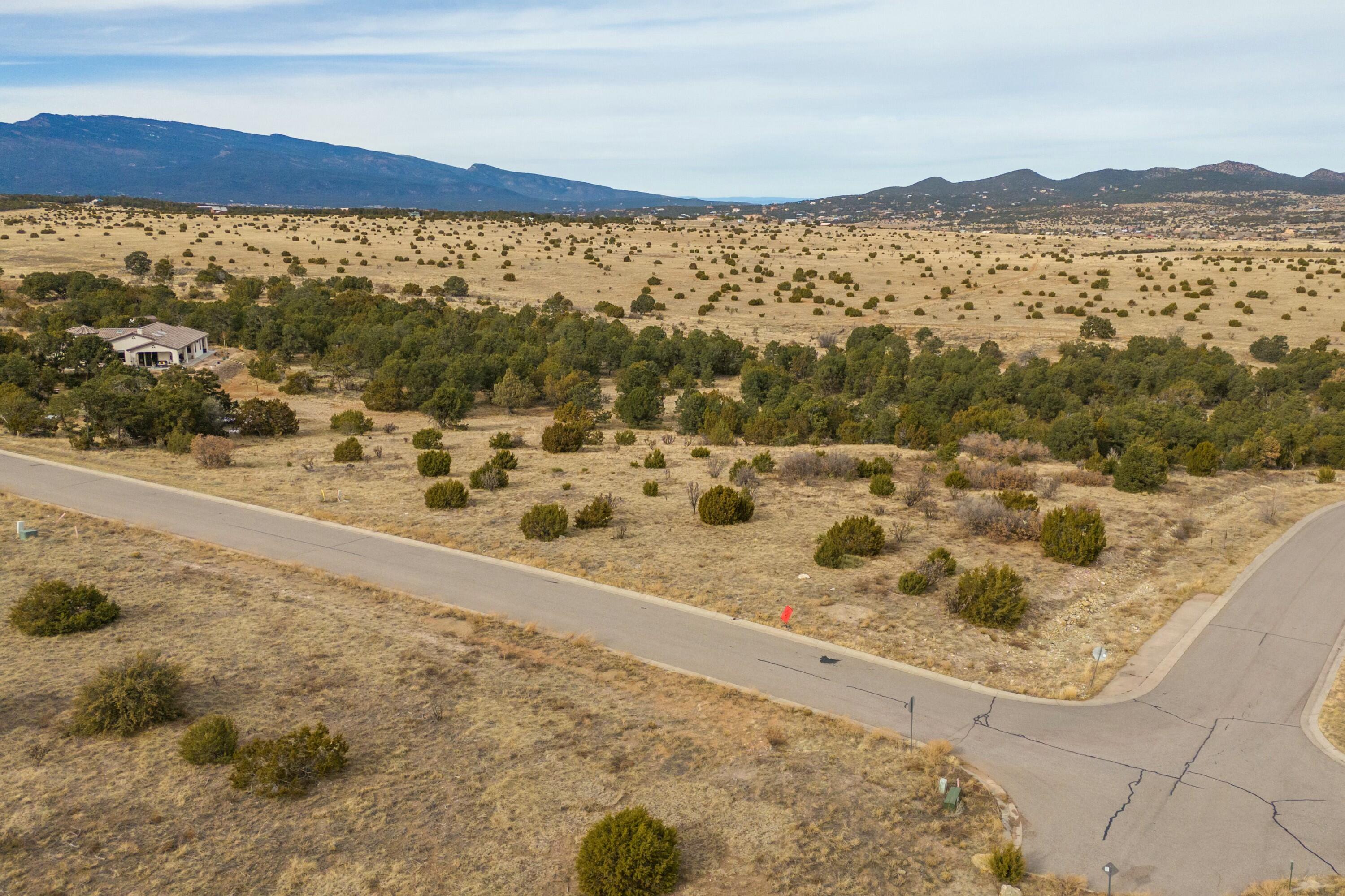 19 Bolivar Loop, Tijeras, New Mexico image 7