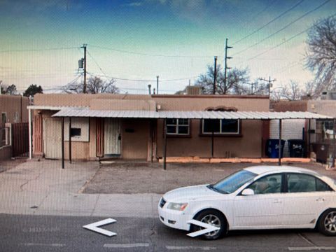 Photo of 503 San Pedro Drive SE, Albuquerque, NM 87108 (MLS # 1089590)