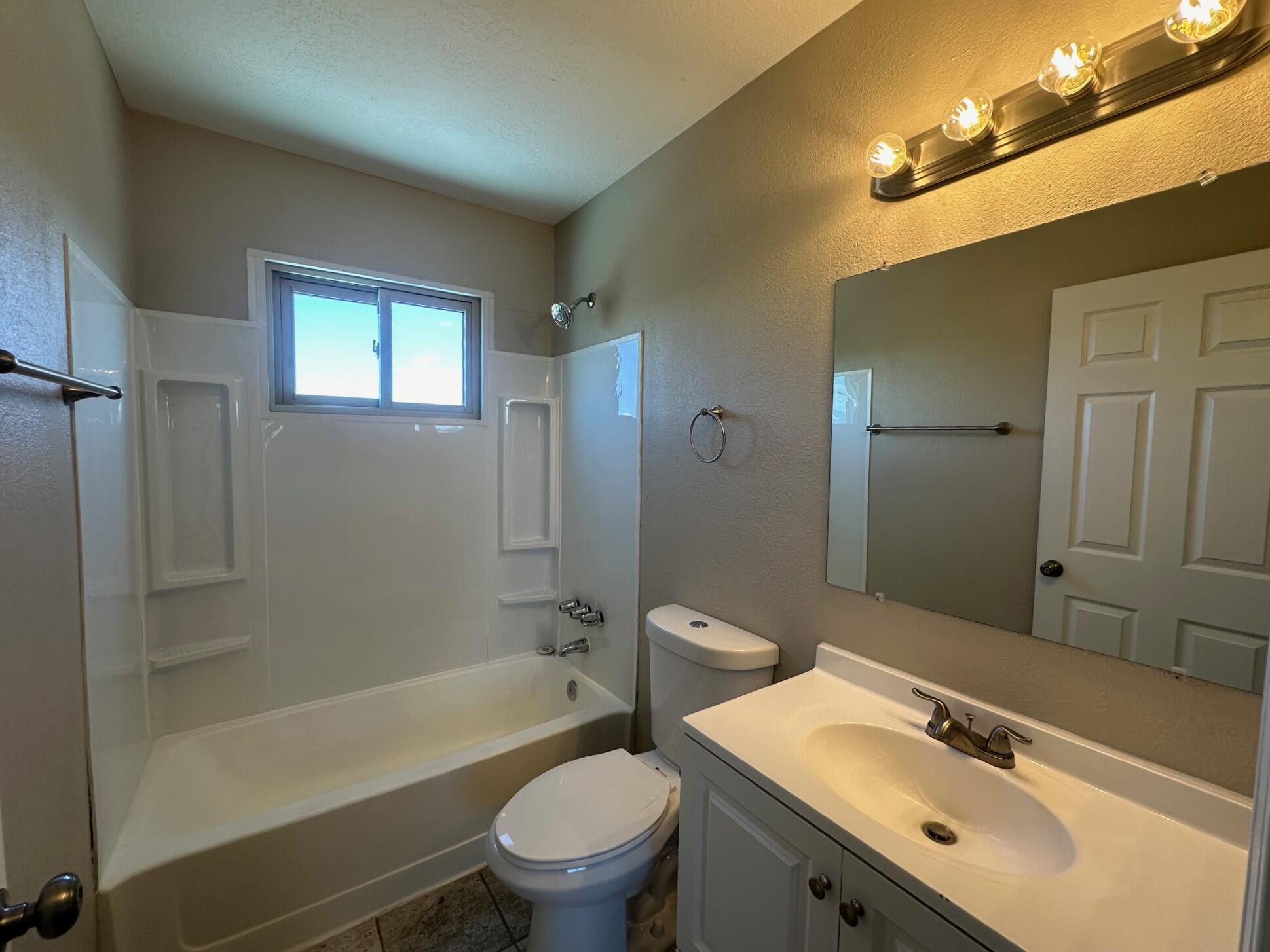 1676 Twinberry Drive, Rio Rancho, New Mexico image 11