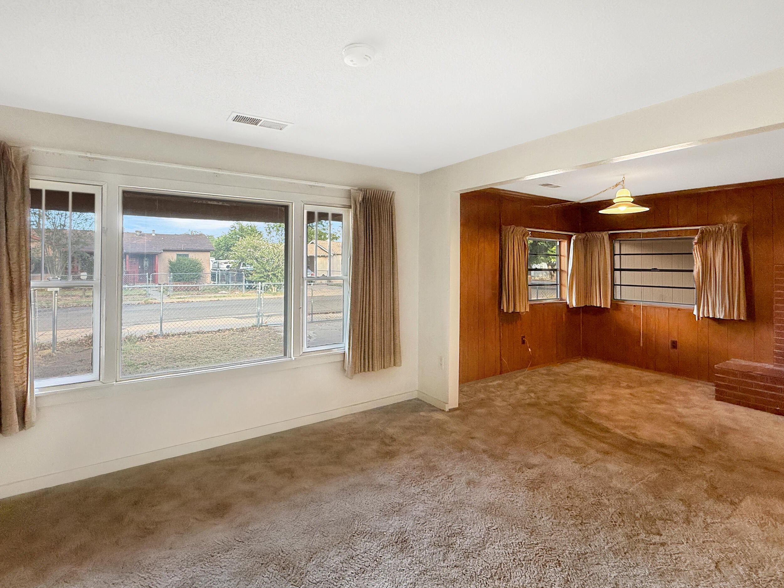 621 Campana Drive