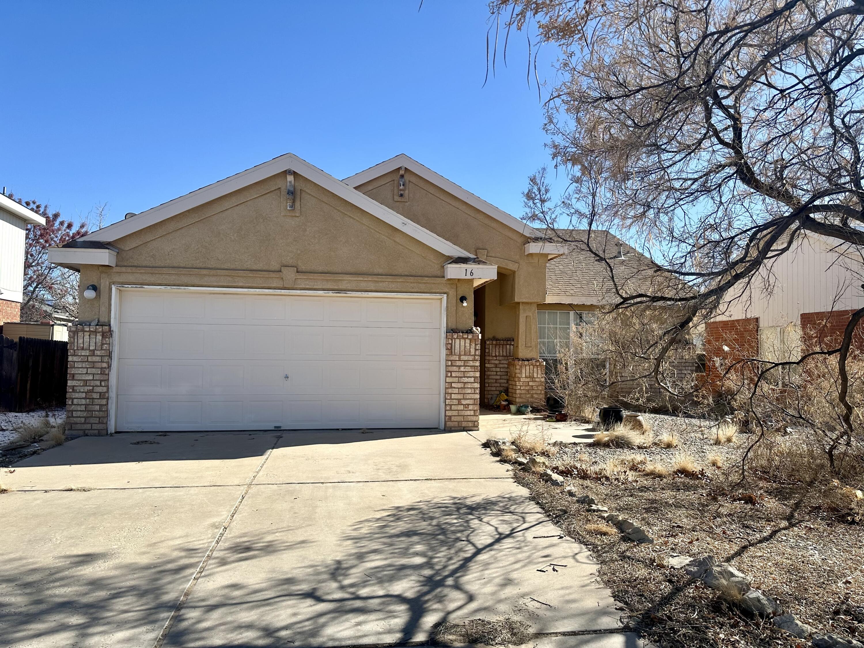 16 Lirio Place, Los Lunas, New Mexico image 1