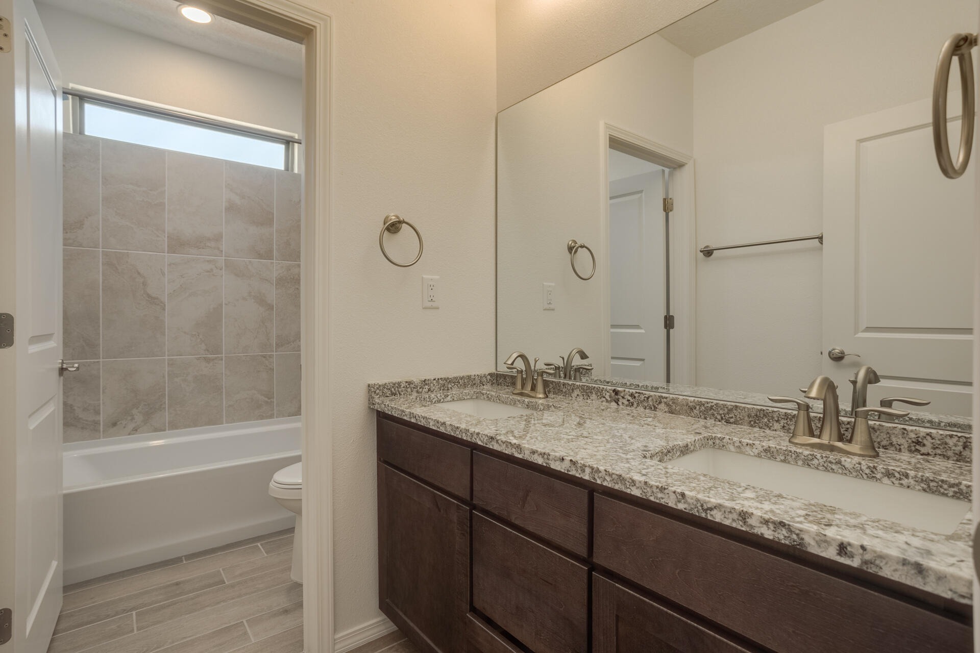 4869 Guadalupe Peak Street, Los Lunas, New Mexico image 18