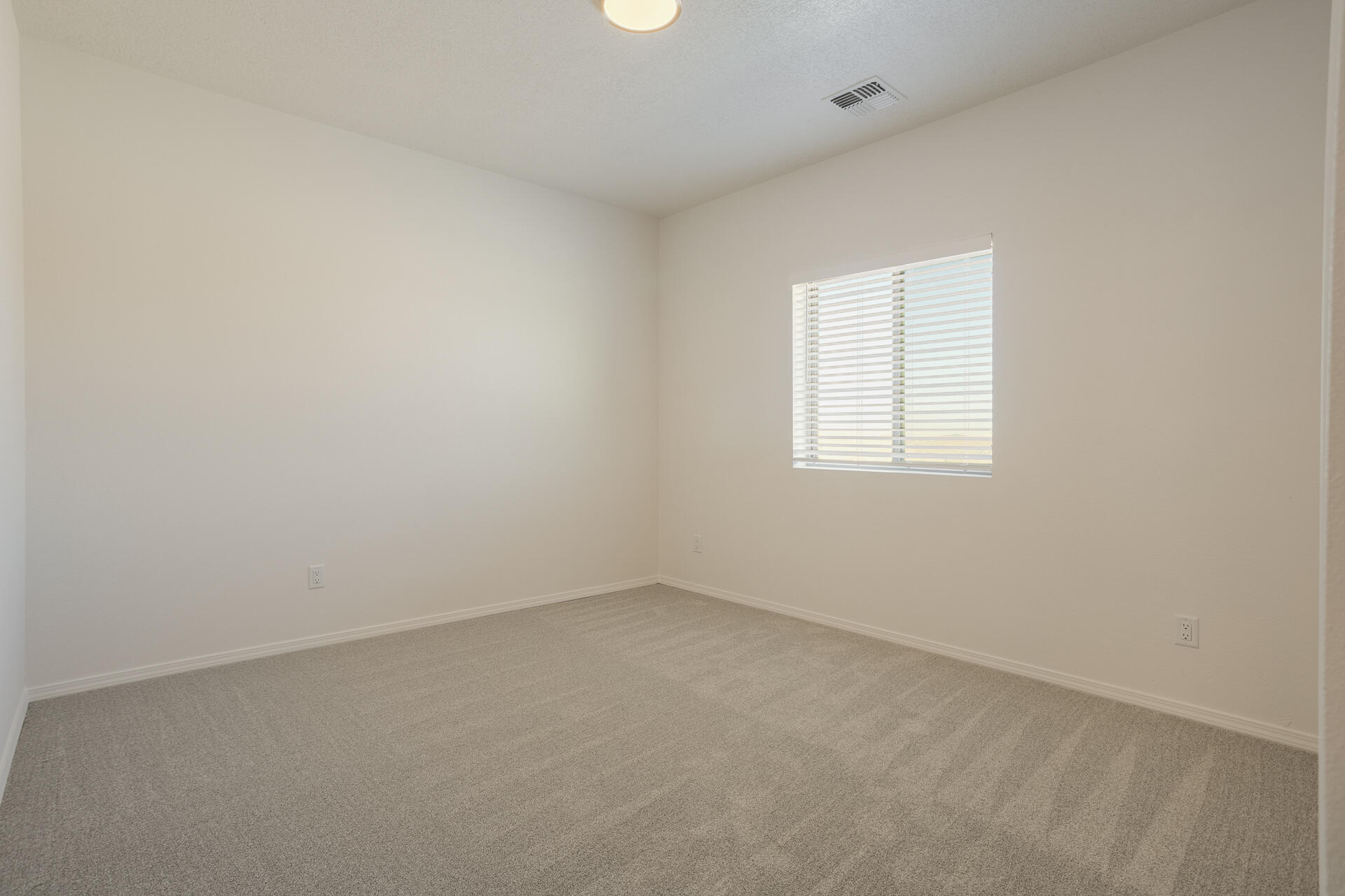 4869 Guadalupe Peak Street, Los Lunas, New Mexico image 16