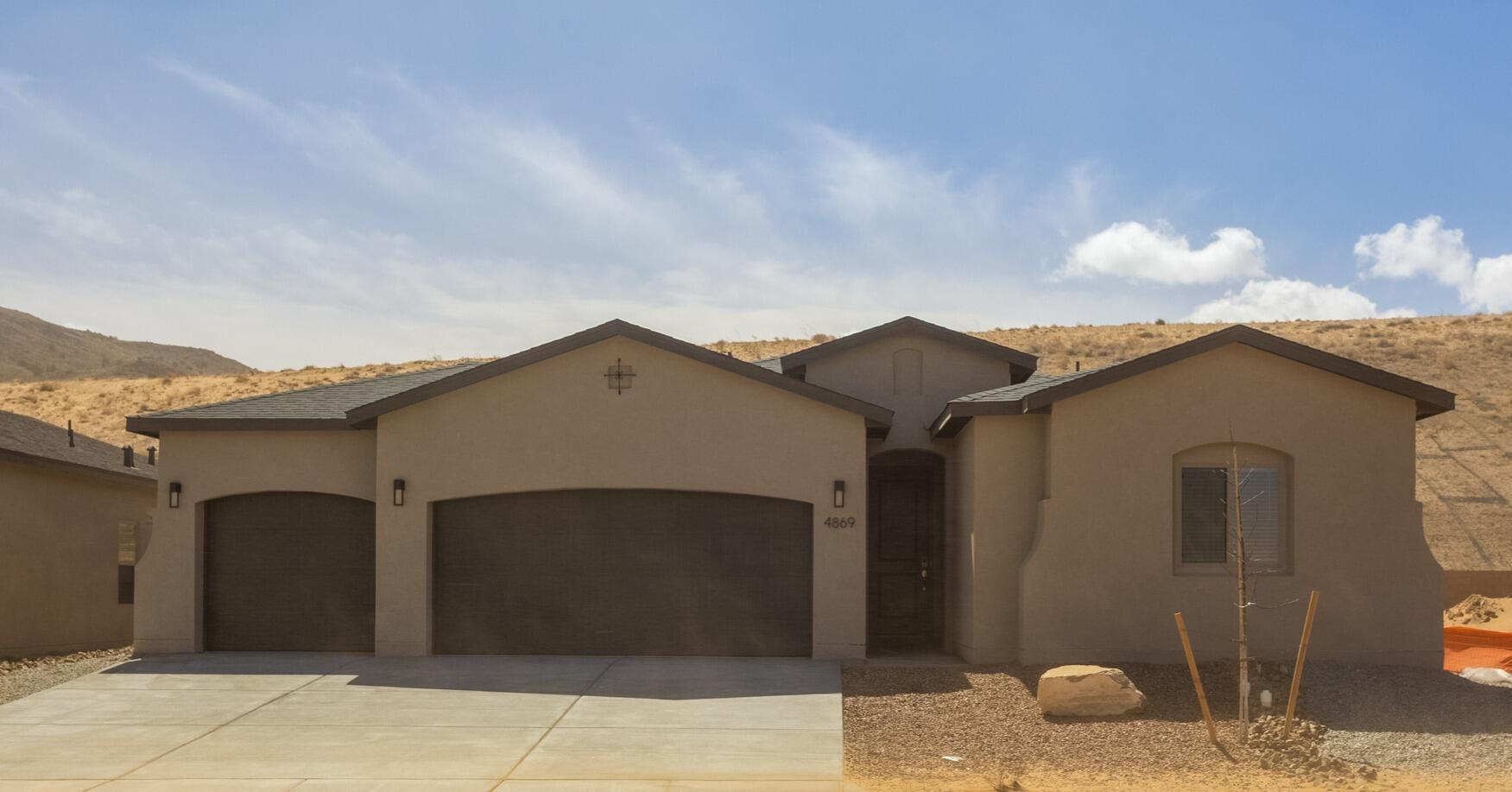 4869 Guadalupe Peak Street, Los Lunas, New Mexico image 1