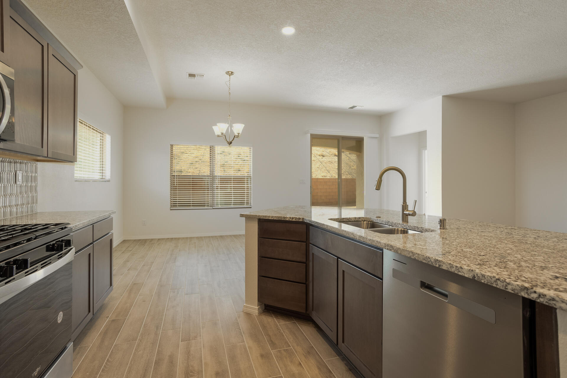 4869 Guadalupe Peak Street, Los Lunas, New Mexico image 10