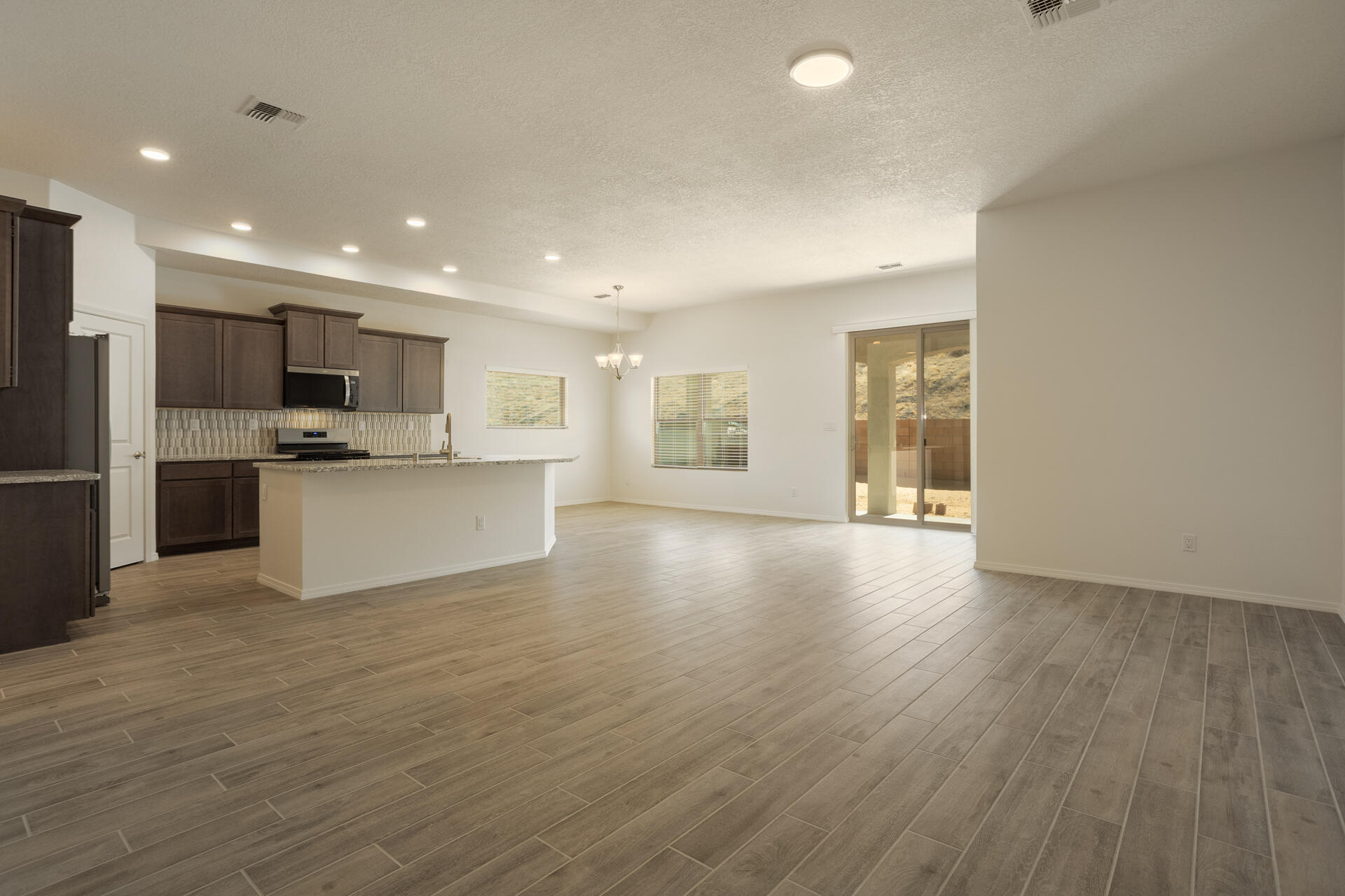 4869 Guadalupe Peak Street, Los Lunas, New Mexico image 5