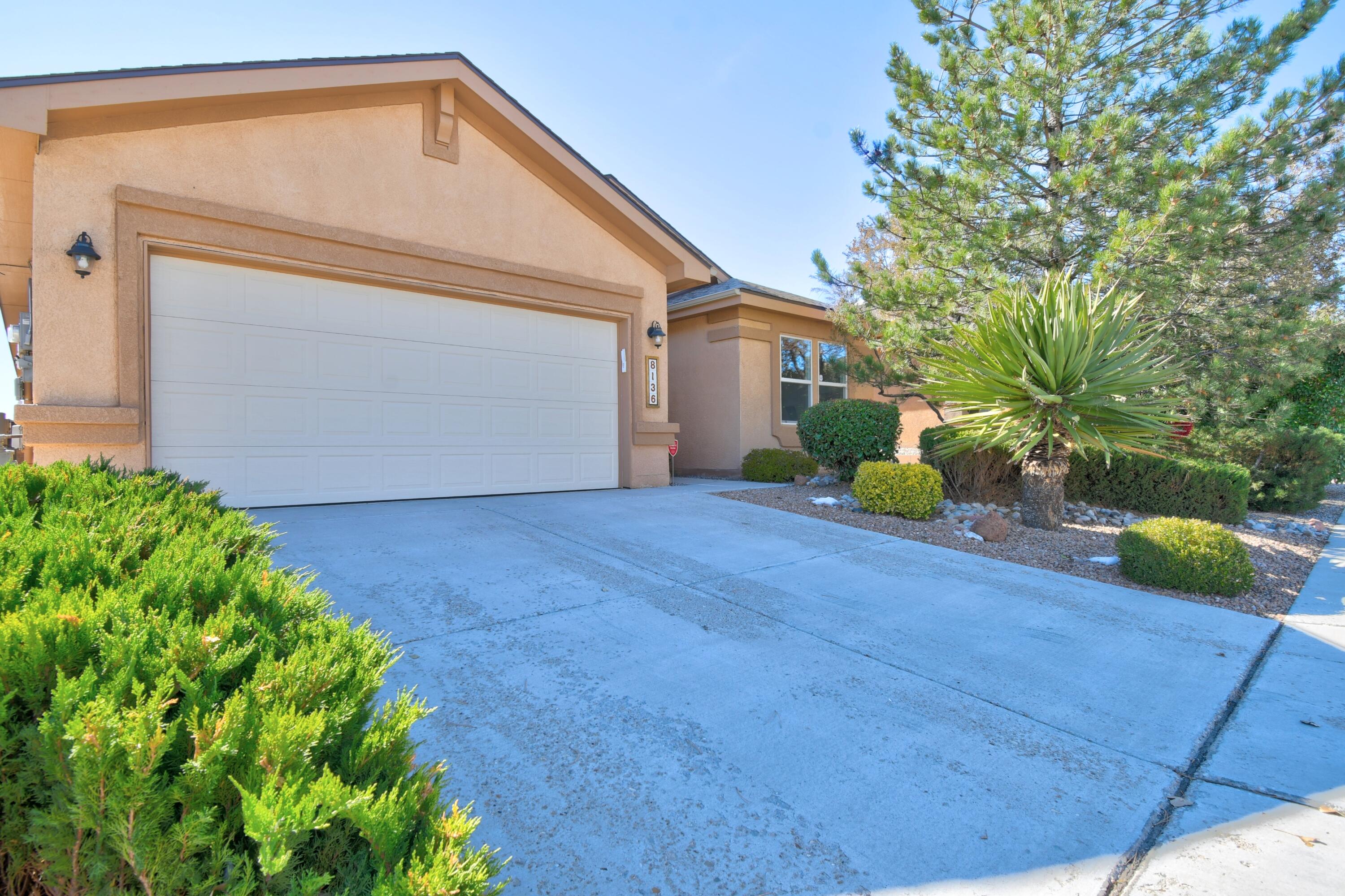 8136 Ventana Azul Avenue, Albuquerque, New Mexico image 2