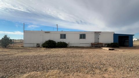 Mobile Home For Sale - 2 Hawaii Court<br/> Torrance County, Moriarty, NM 87035
