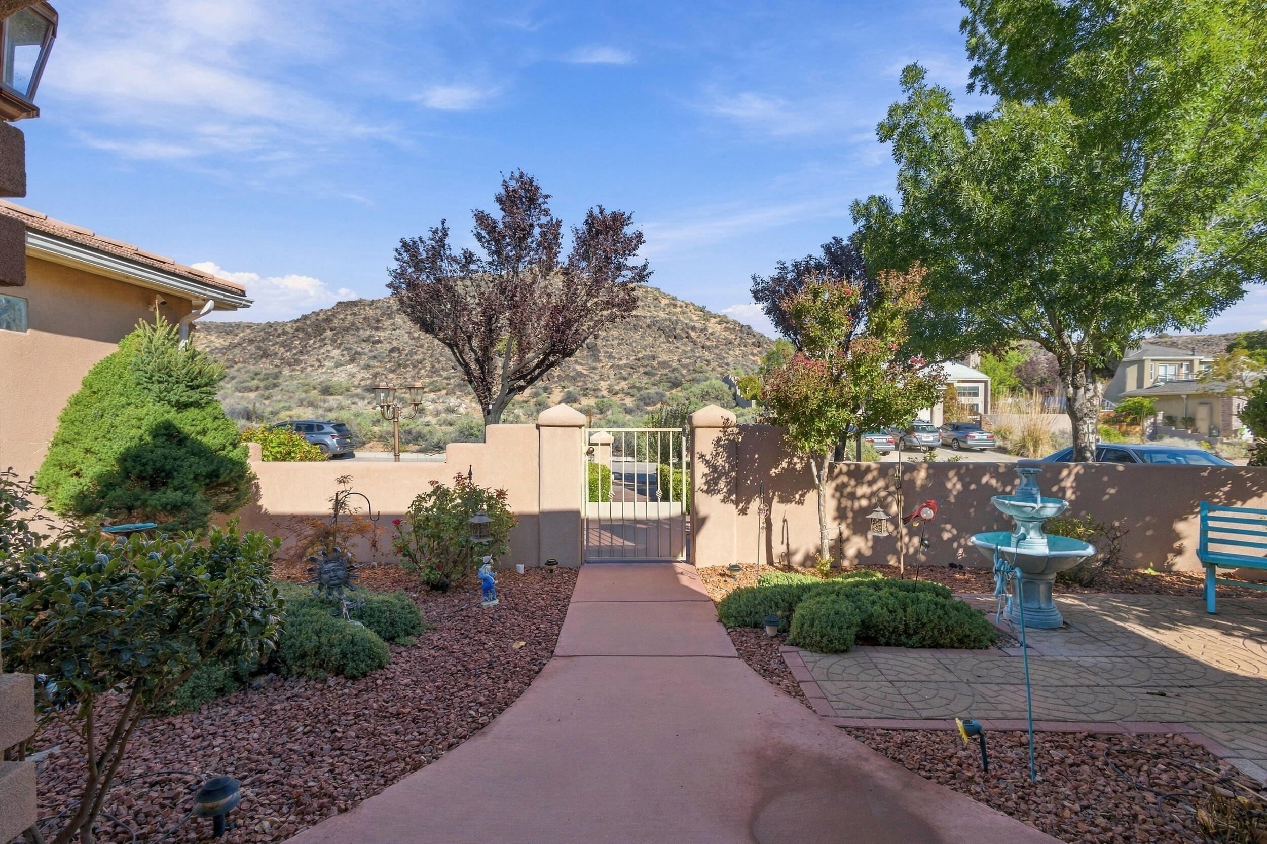 7304 Stag Horn Drive NW