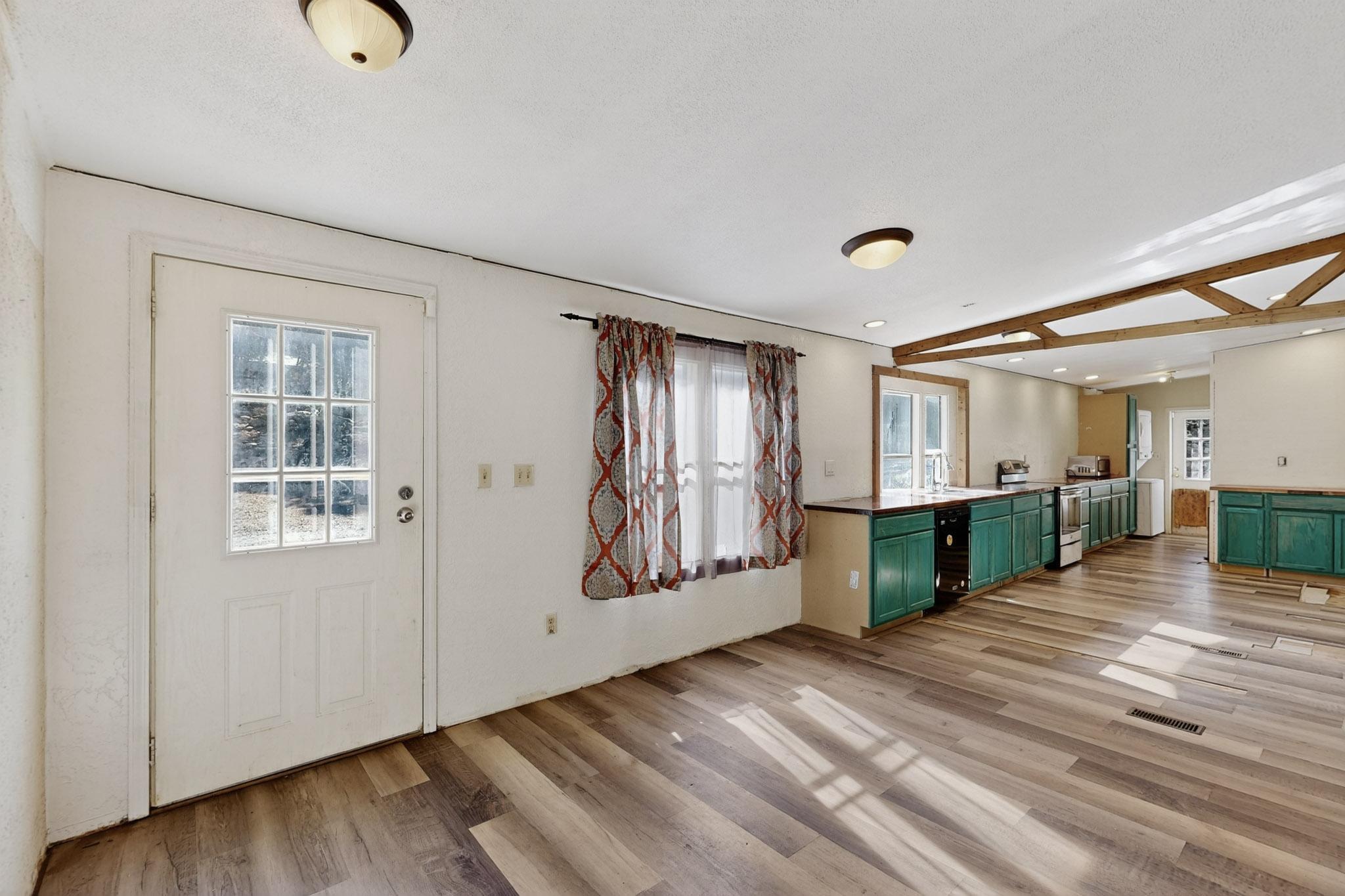 8 RAMPART Road