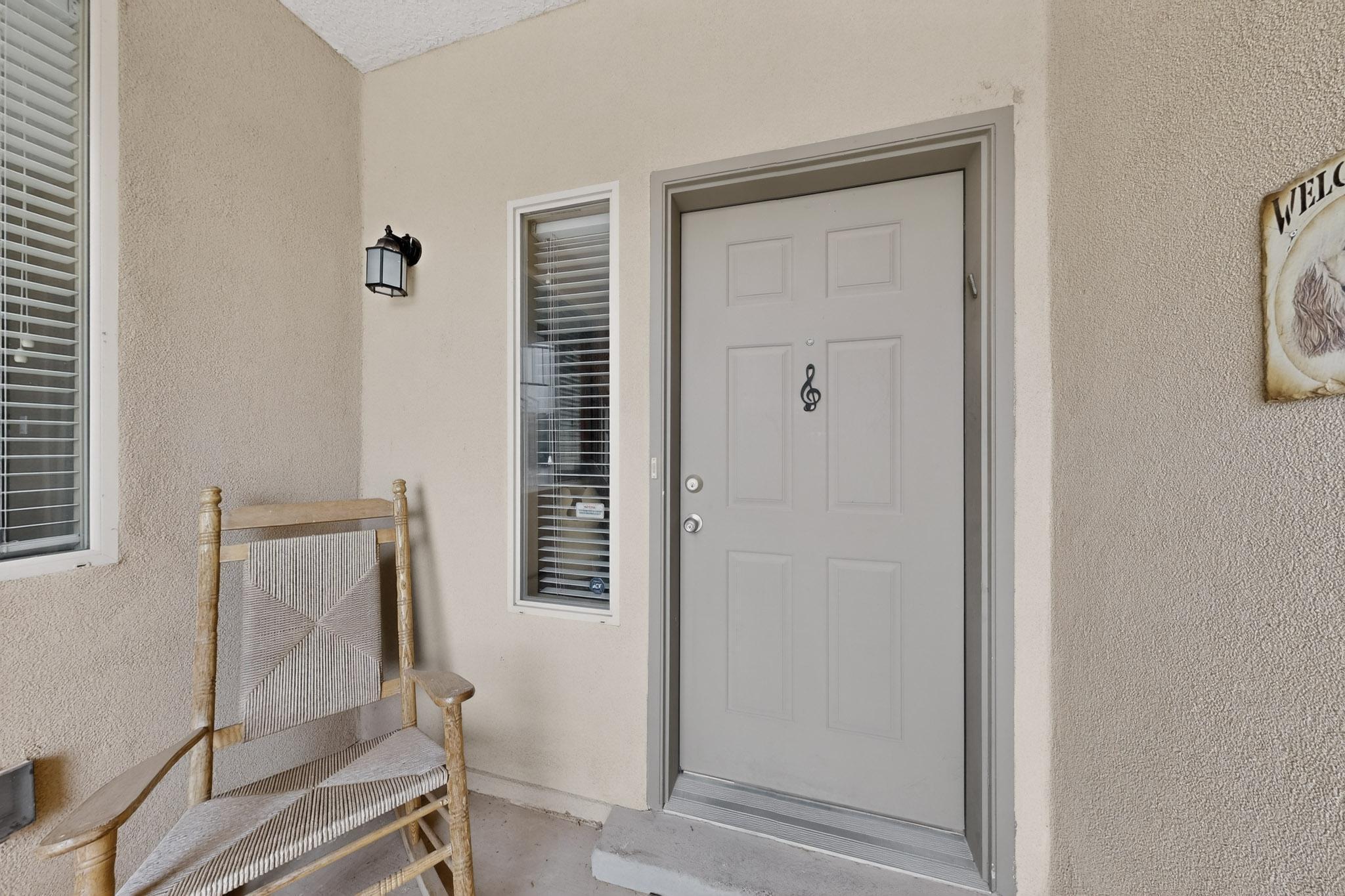 6832 Mete Sol Drive NW