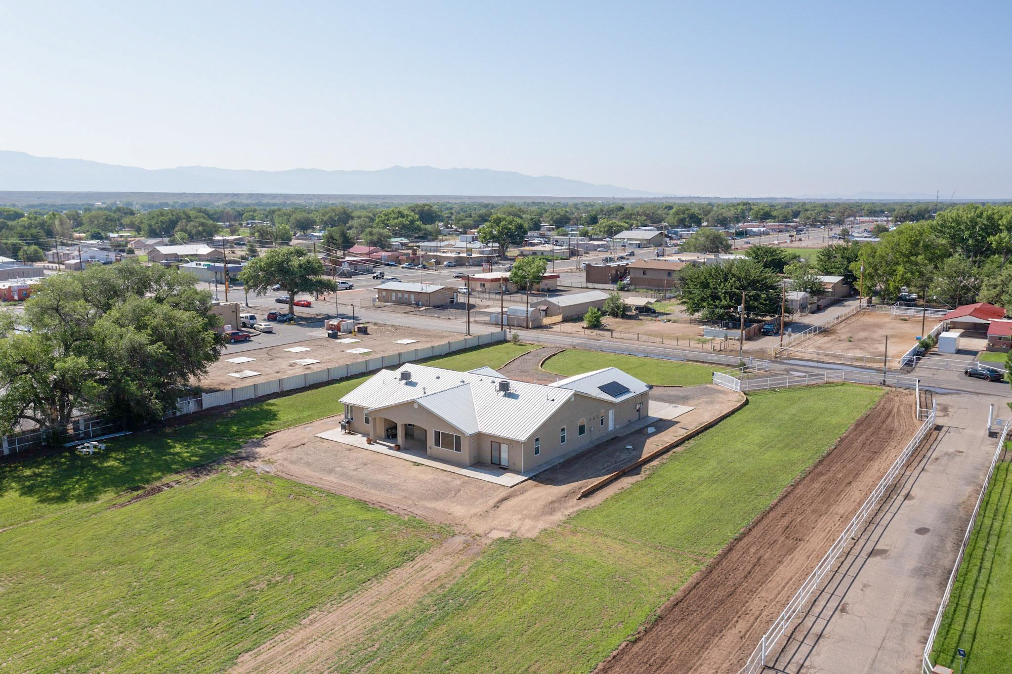 170 Esperanza Drive, Bosque Farms, New Mexico image 4