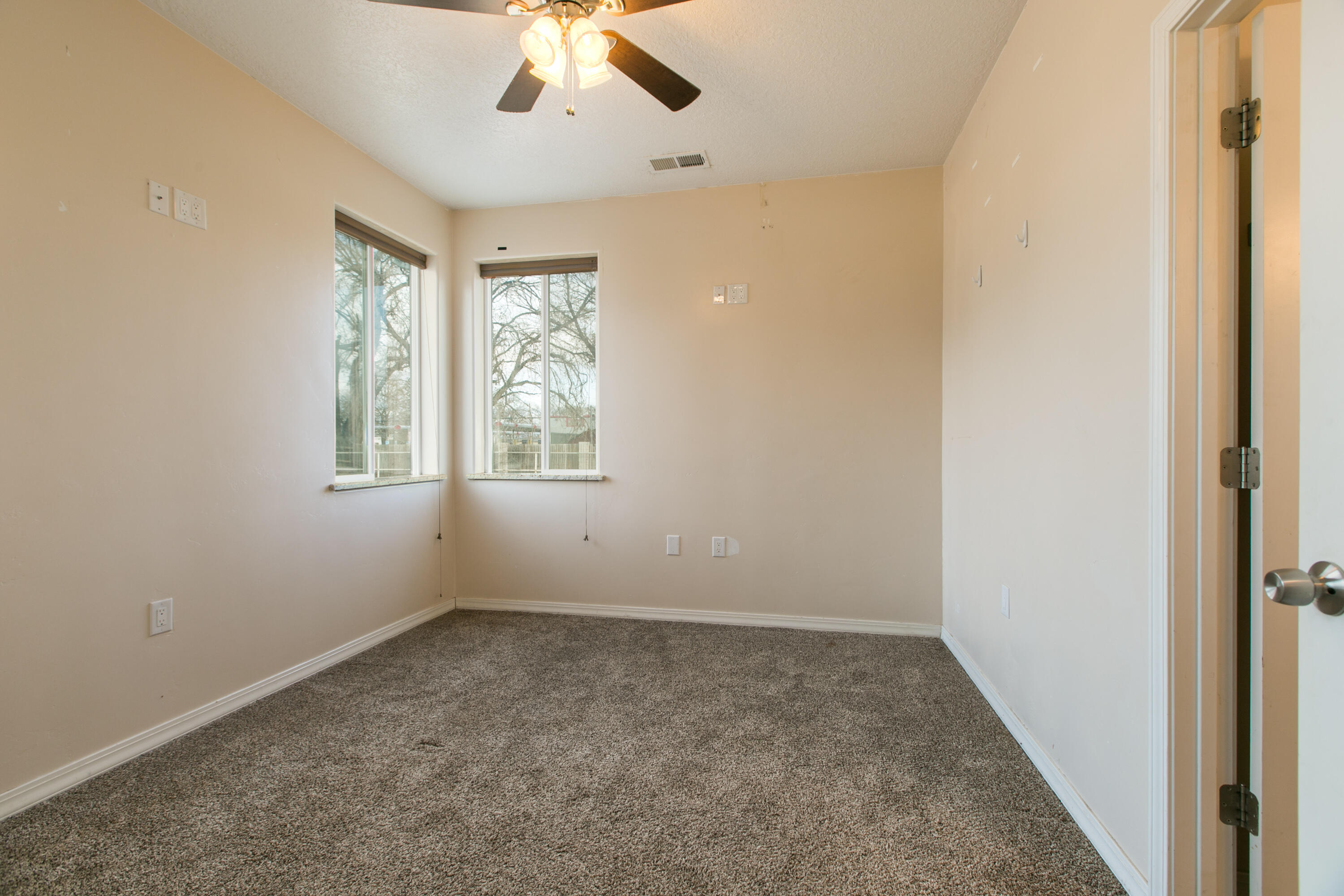 170 Esperanza Drive, Bosque Farms, New Mexico image 47