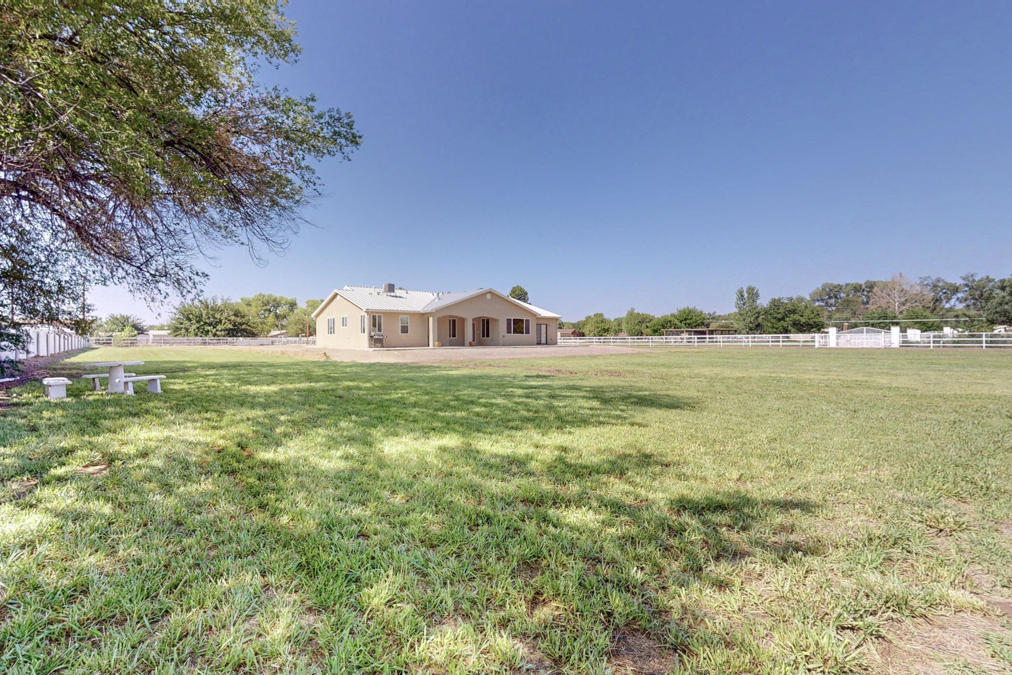 170 Esperanza Drive, Bosque Farms, New Mexico image 3