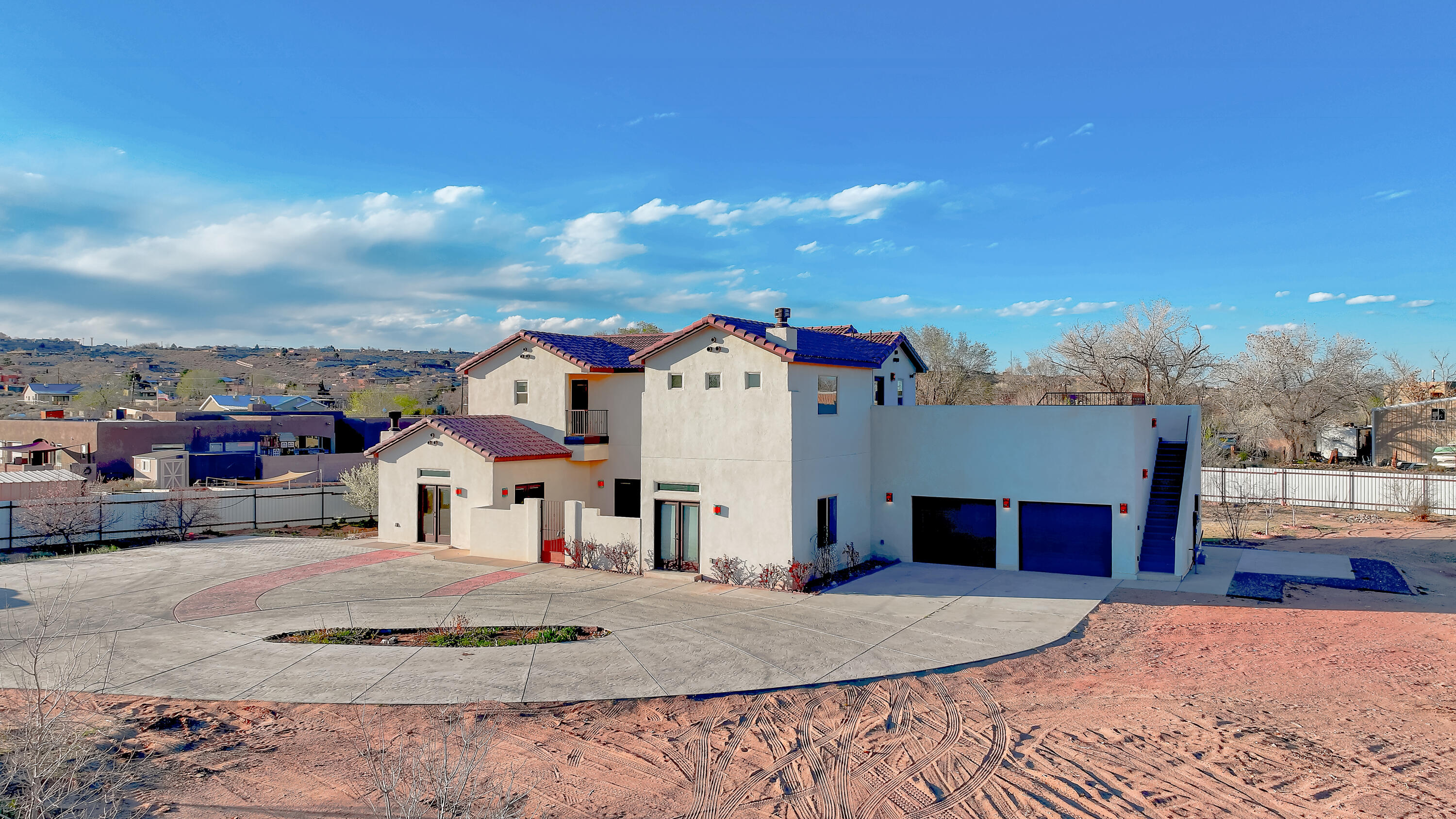 2201 Loma Larga Road