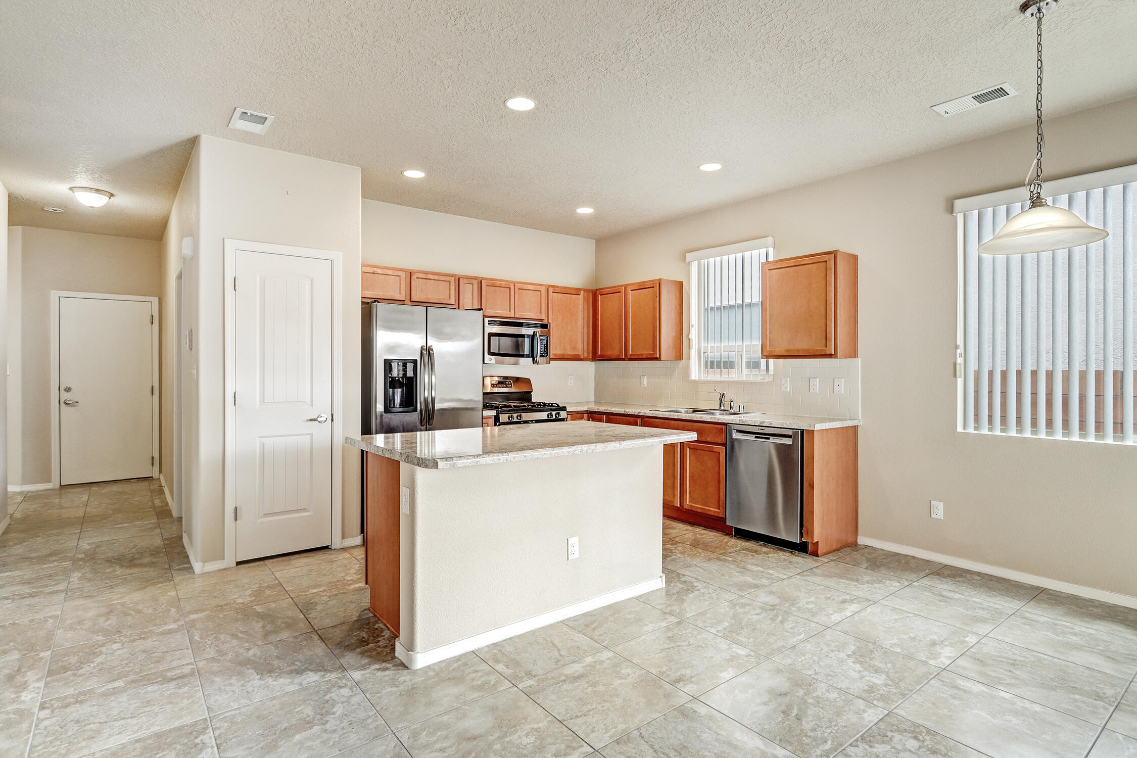 7048 Tombstone Road, Albuquerque, New Mexico image 14