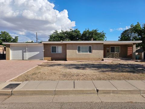 1604 LOS ARBOLES Avenue NW Albuquerque NM 87107