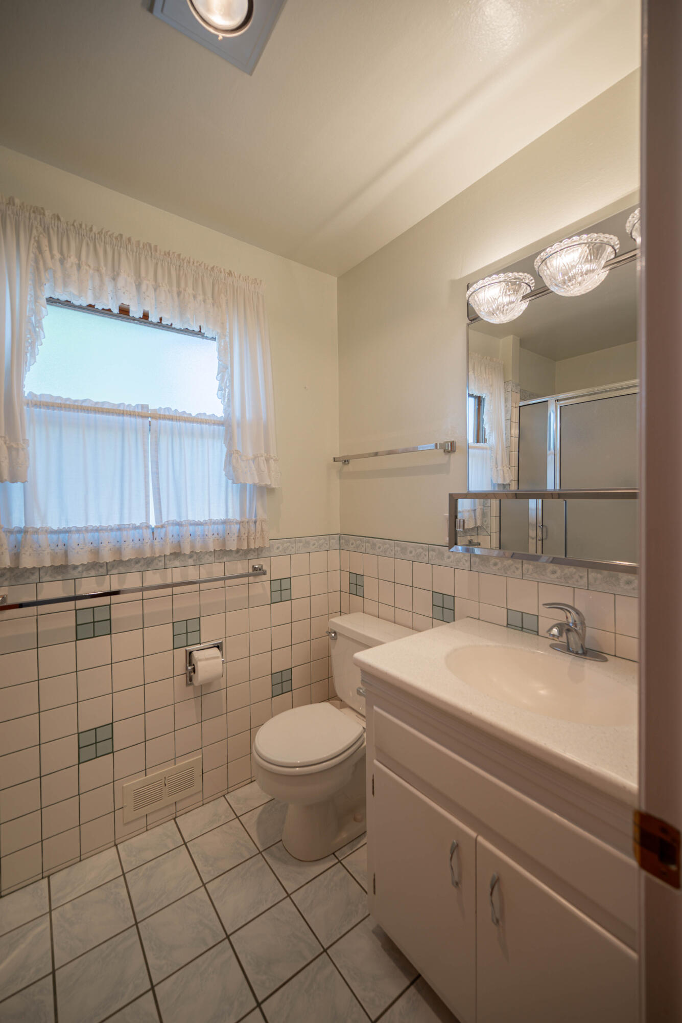 1200 Grove Street, Albuquerque, New Mexico image 33