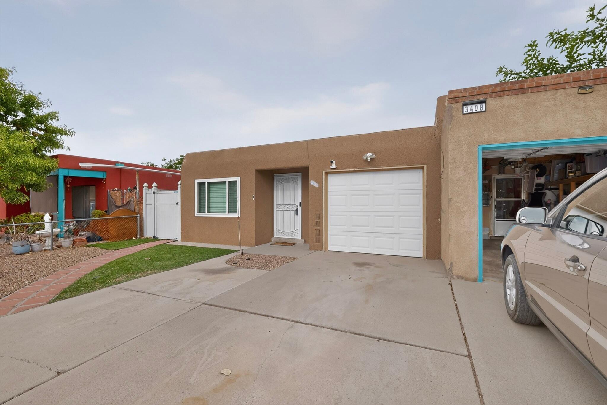 3412 Abbey Court NW