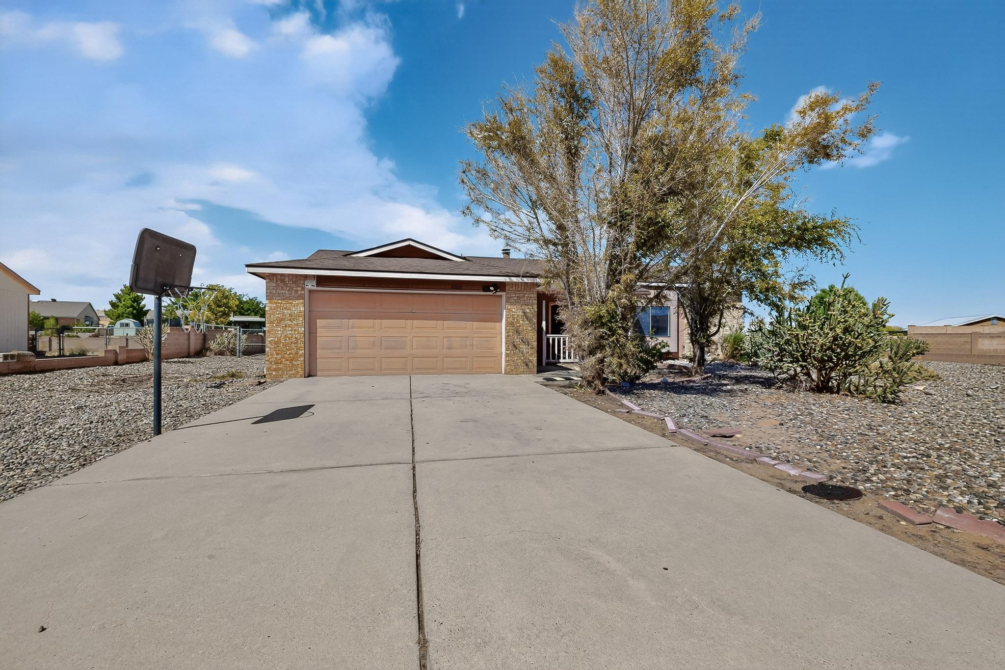 6269 APACHE PLUME Road NE