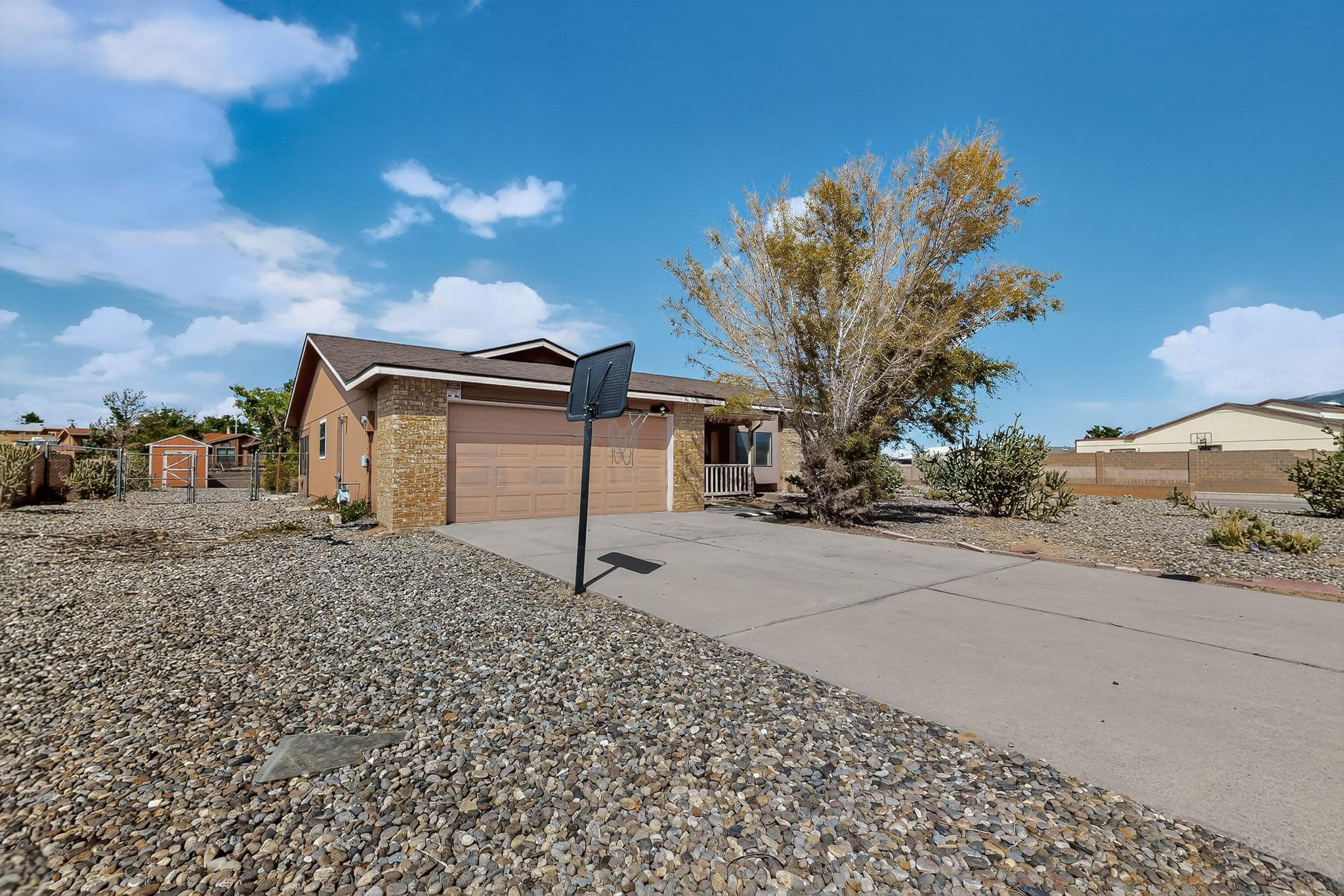 6269 APACHE PLUME Road NE