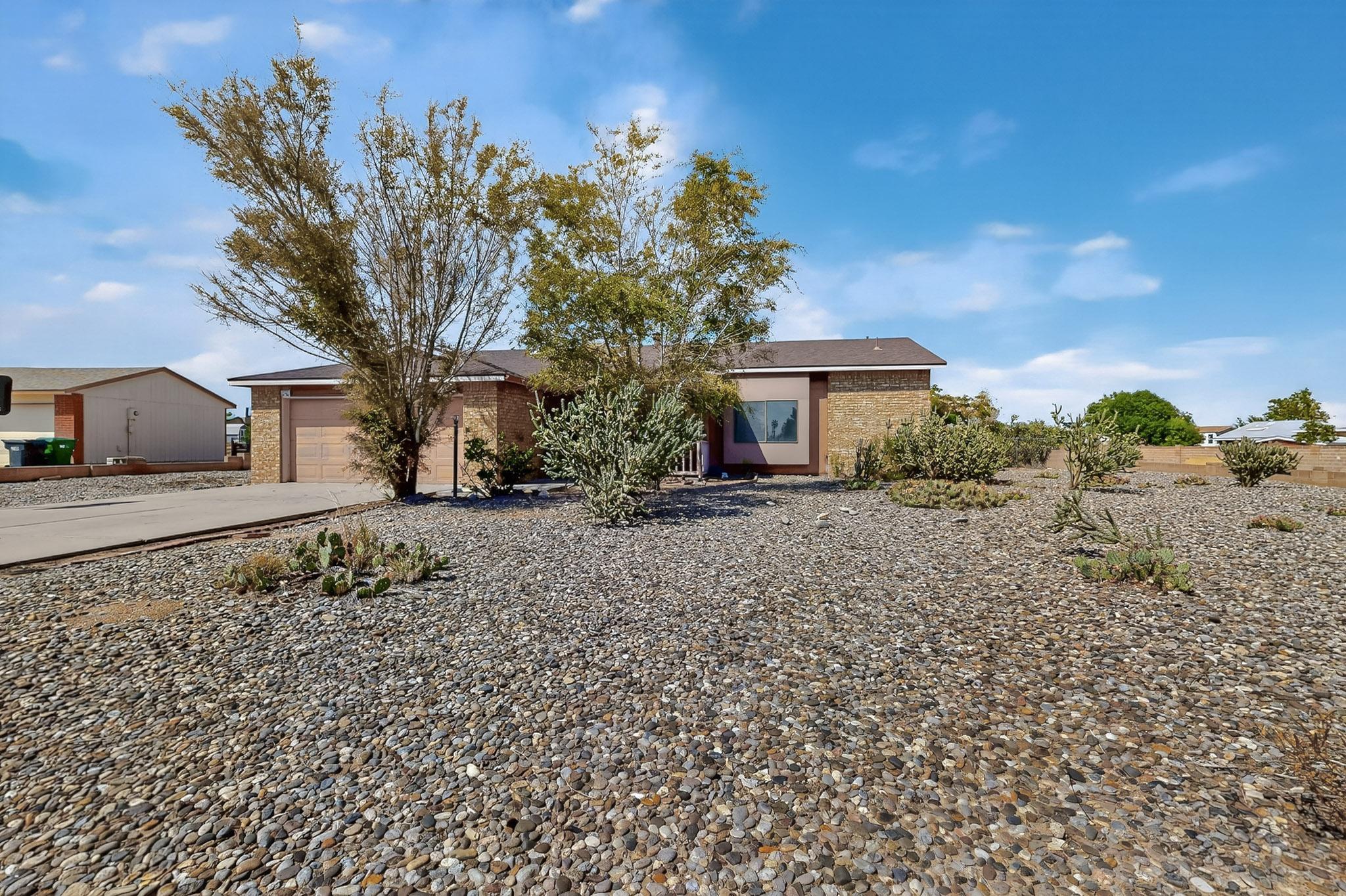 6269 APACHE PLUME Road NE